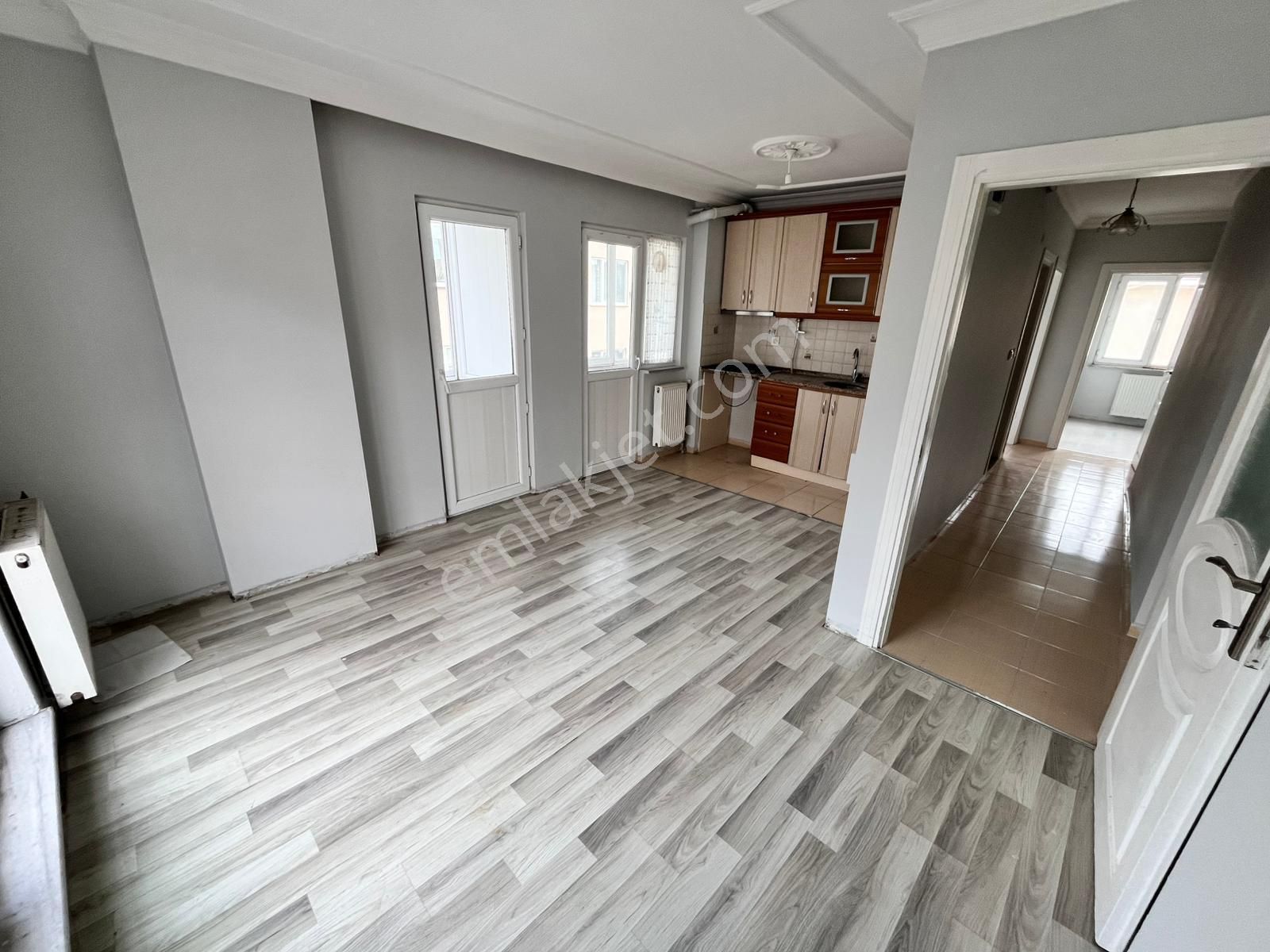 Arslanbeyden Tekirdağ Çorlu Mevkiinde Acil Satılık Daire Fırsatı!!!!!