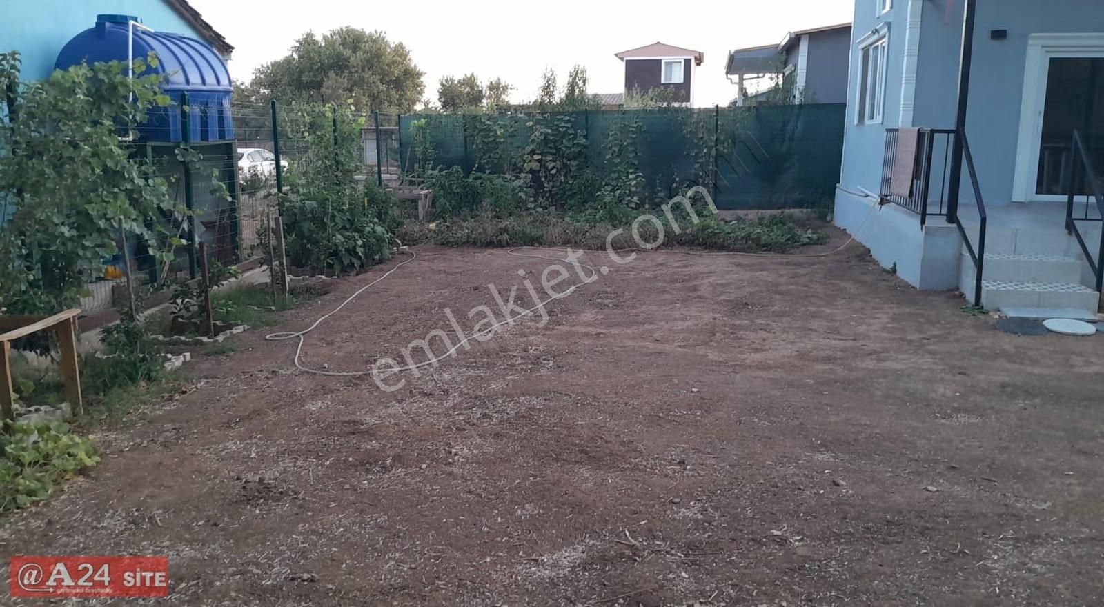 Bucada Satılık Müstakil Bahçe İçerisnde3+1 Ev Doğa Huzur Sükunet