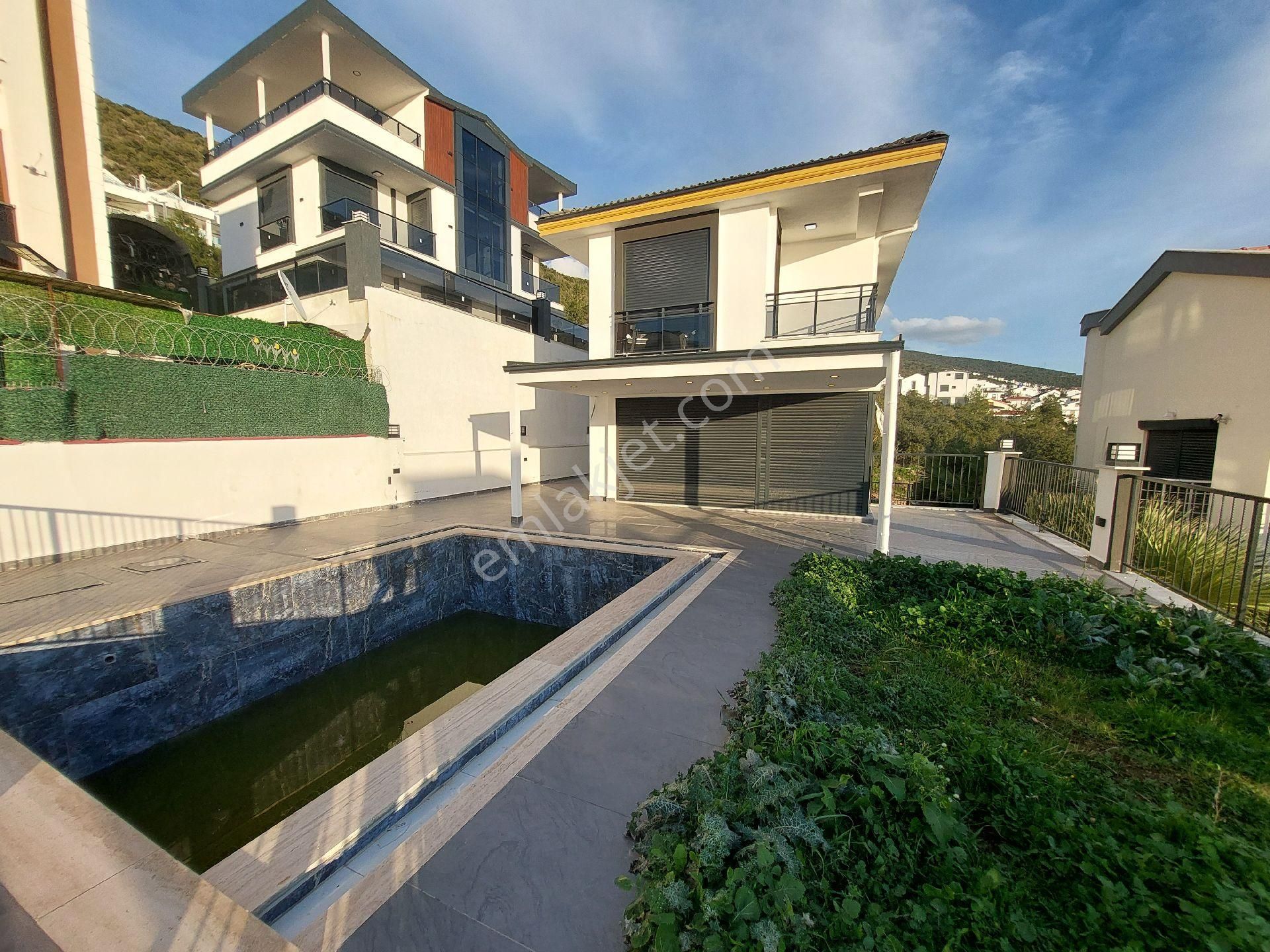 Didim Akbükte Satlık Havuzlu Müstakil Villa - Görsel 15