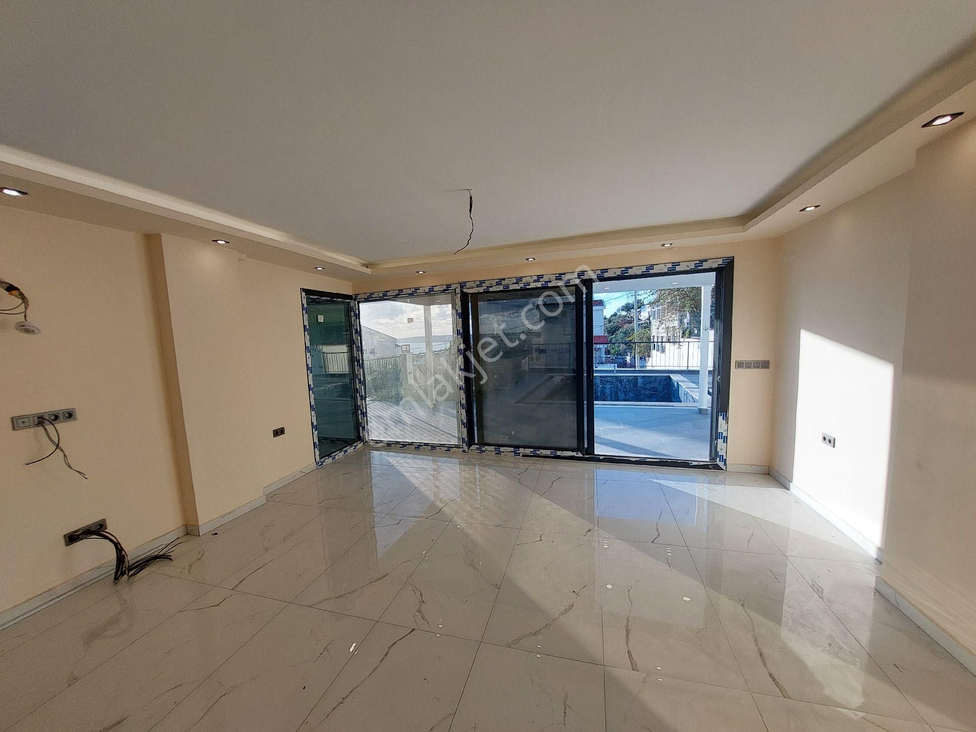 Didim Akbükte Satlık Havuzlu Müstakil Villa - Görsel 18