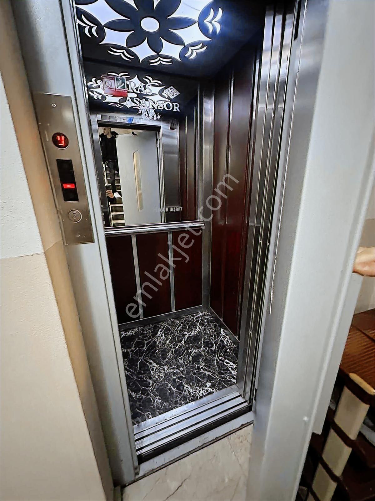 Reşadye Aş Evi Civarı Giriş Kat - Görsel 10