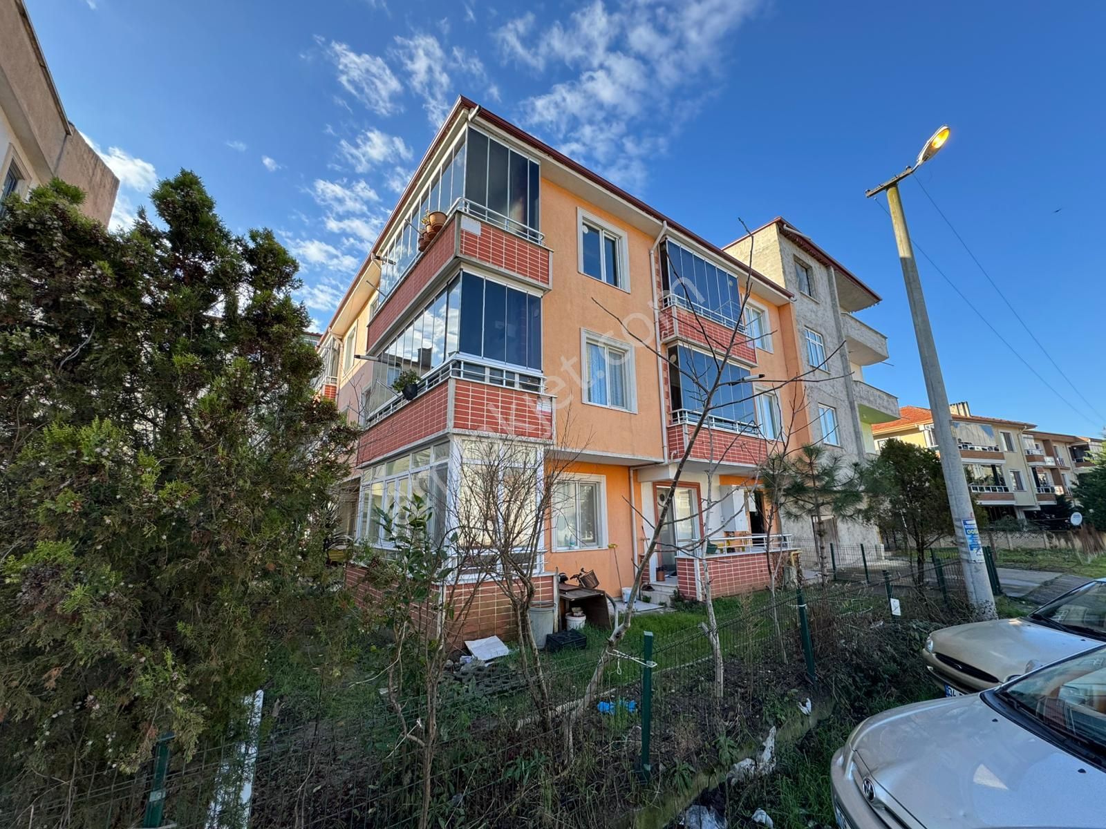 Karasu'da Cam Balkonlu, Aydınlık Ve Ferah 1+1 Daire Fırsatı... - Görsel 2