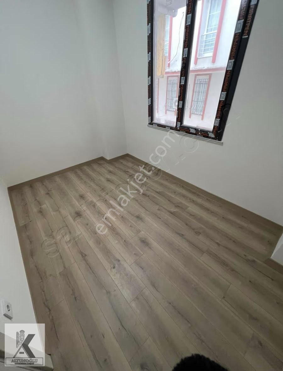 Üniversite Mah.cadde Metrobüse 7 Dakika Sıfır 1+1 Ara Kat - Görsel 5