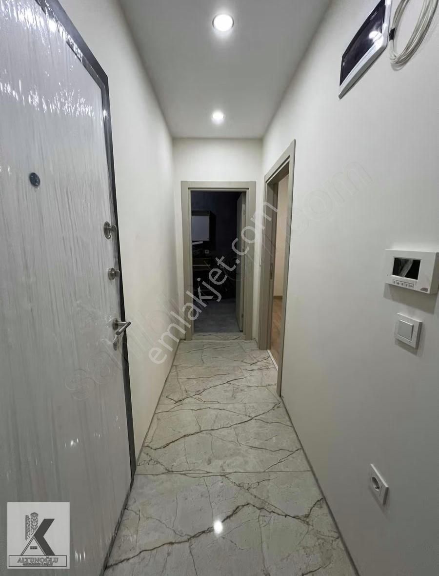 Üniversite Mah.cadde Metrobüse 7 Dakika Sıfır 1+1 Ara Kat - Görsel 16