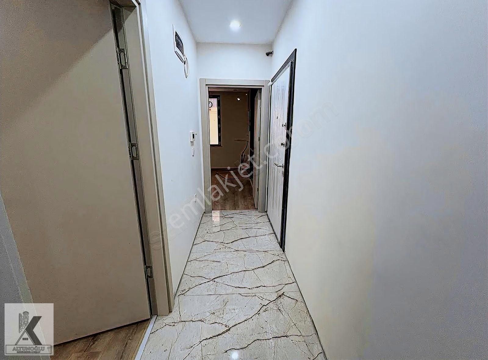 Üniversite Mah.cadde Metrobüse 7 Dakika Sıfır 1+1 Ara Kat - Görsel 14