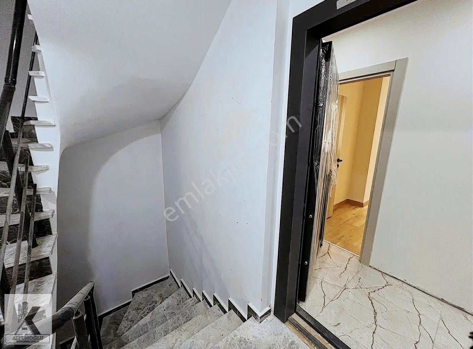 Üniversite Mah.cadde Metrobüse 7 Dakika Sıfır 1+1 Ara Kat - Görsel 4