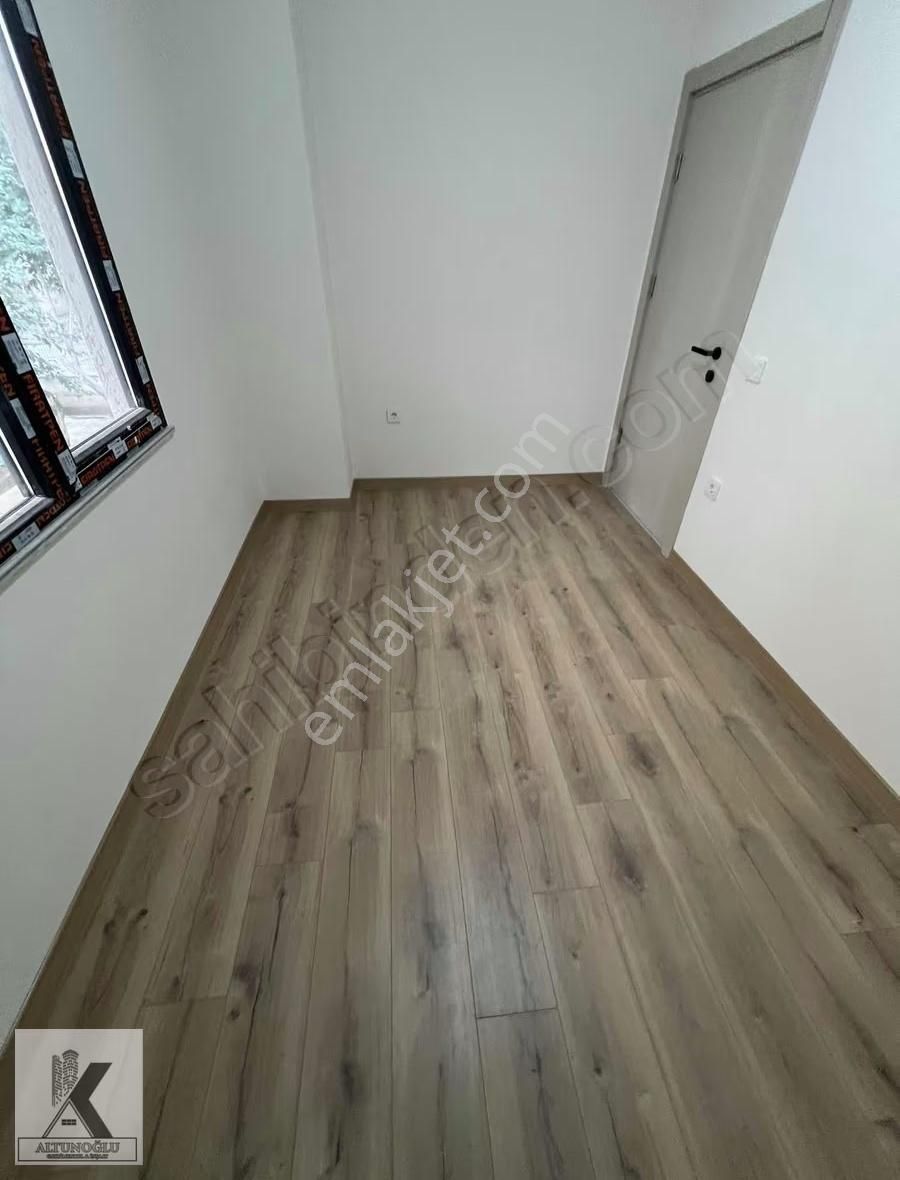 Üniversite Mah.cadde Metrobüse 7 Dakika Sıfır 1+1 Ara Kat - Görsel 12