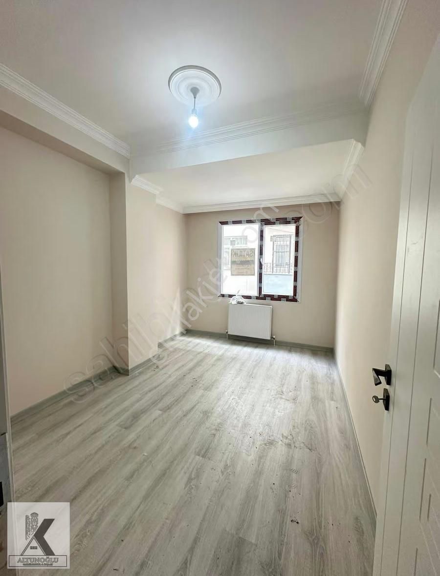 Merkez Reşitpaşa Cadde Üstünde Metrobüs Yakınında Sıfır 2+1 - Görsel 20