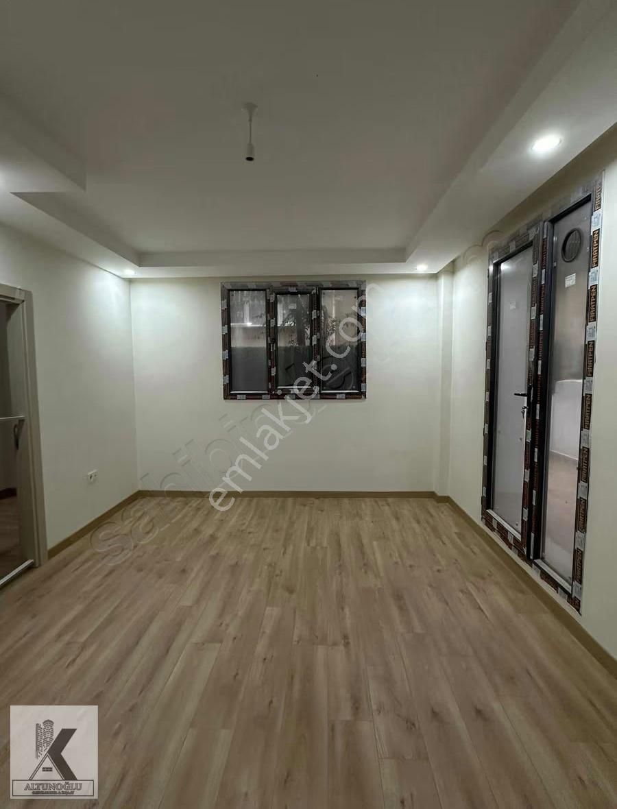 Üniversite Mah.cadde Metrobüs Yakını 1+1 Kiralık Daire - Görsel 5