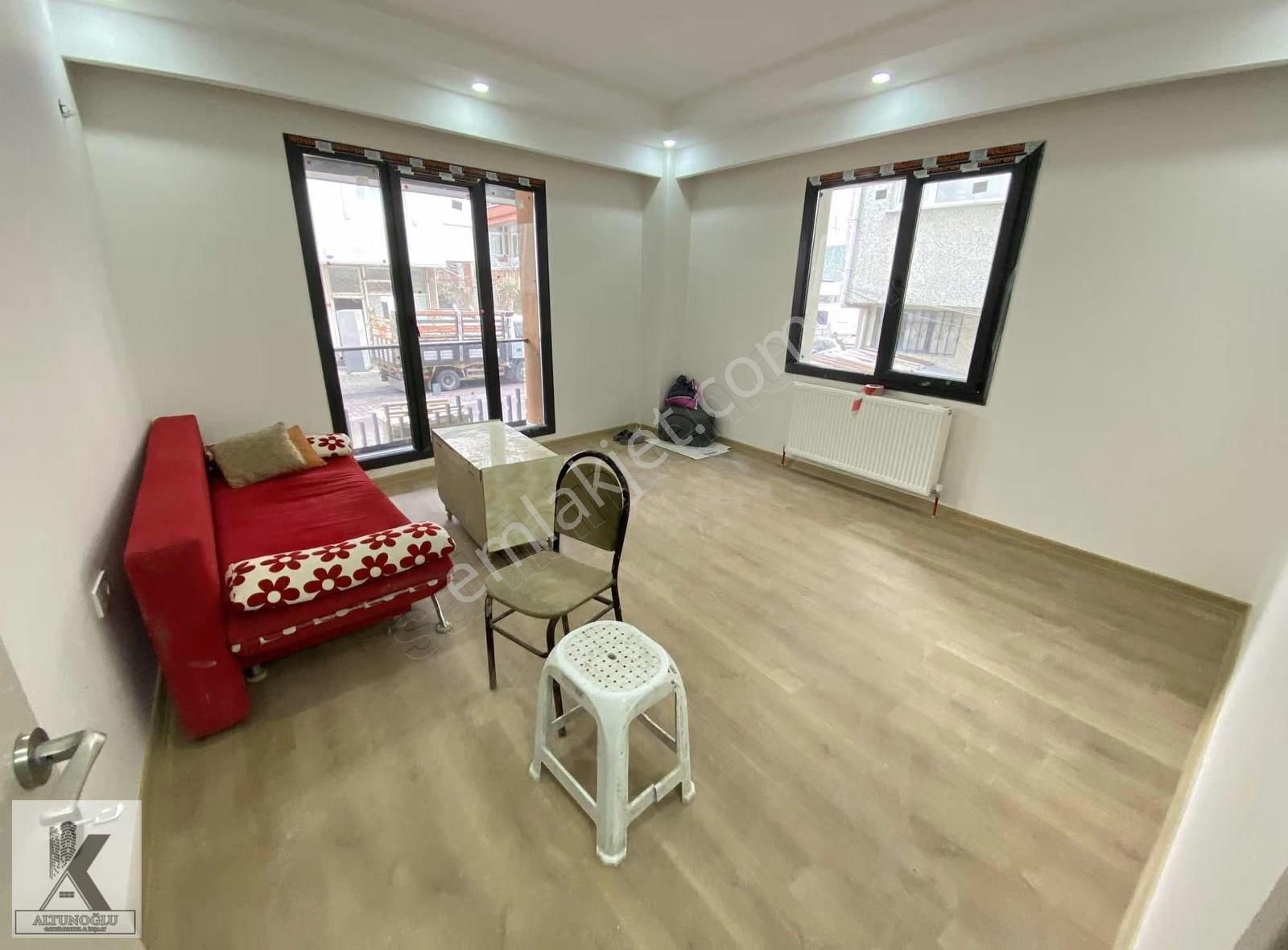 Gümüşpala Mah.metrobüse Yürüme Mesafesinde 2+1 Sıfır Ara Kat - Görsel 3