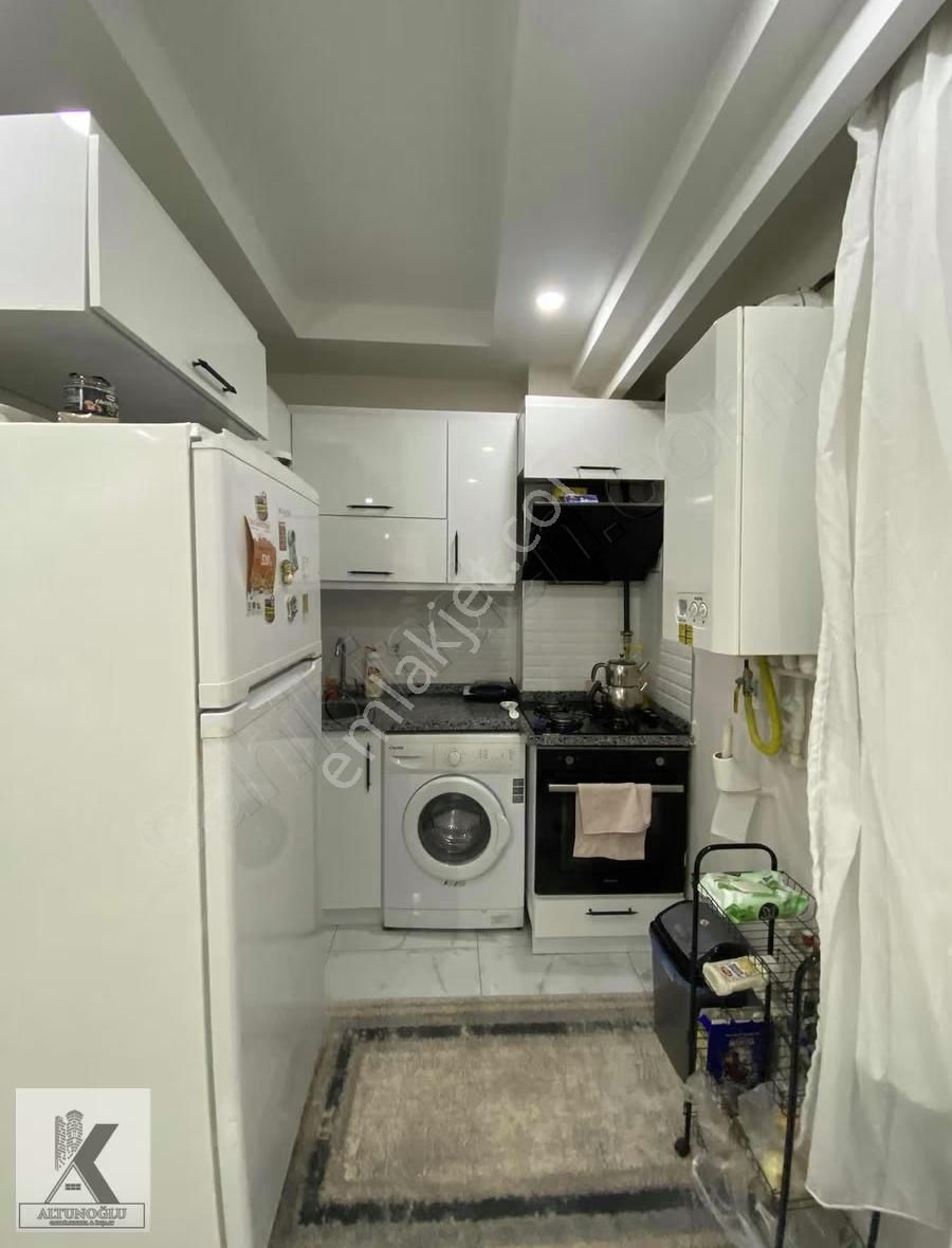 Avcılar Ünivesite Mah.metrobüs Cadde Yakınında 2+1 70m2 Ara Kat - Görsel 16