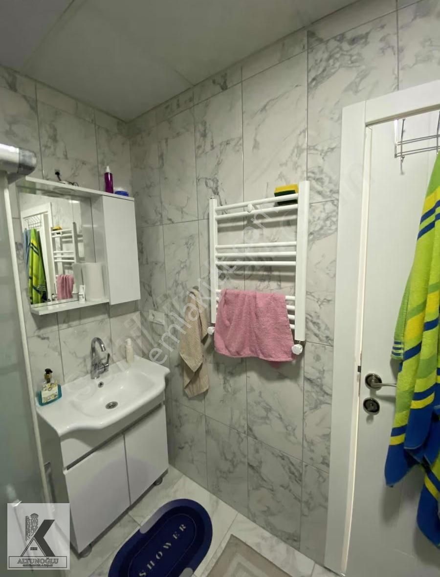 Avcılar Ünivesite Mah.metrobüs Cadde Yakınında 2+1 70m2 Ara Kat - Görsel 9