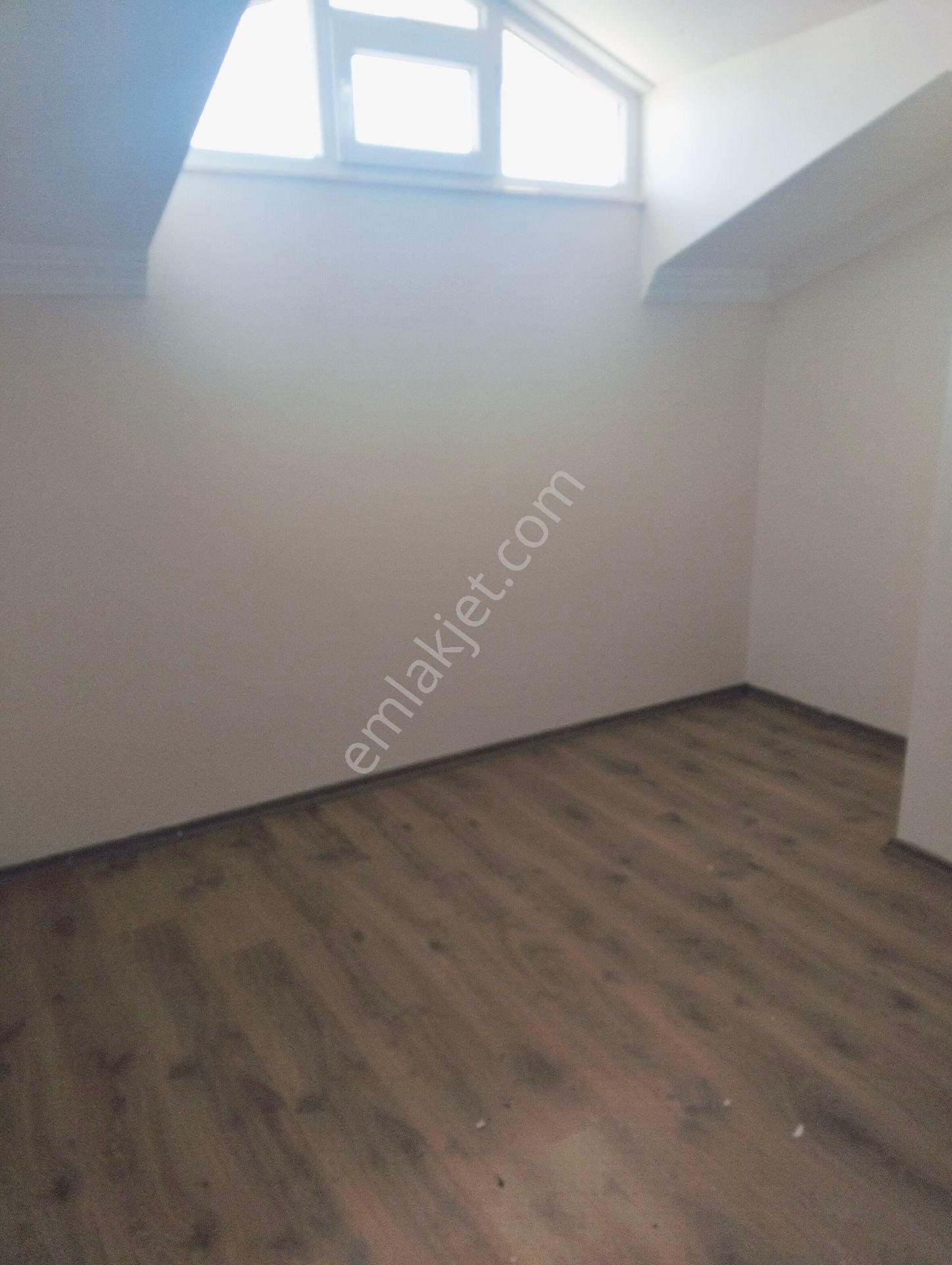 Çamköyde Kiralık 2+1 Daire - Görsel 32