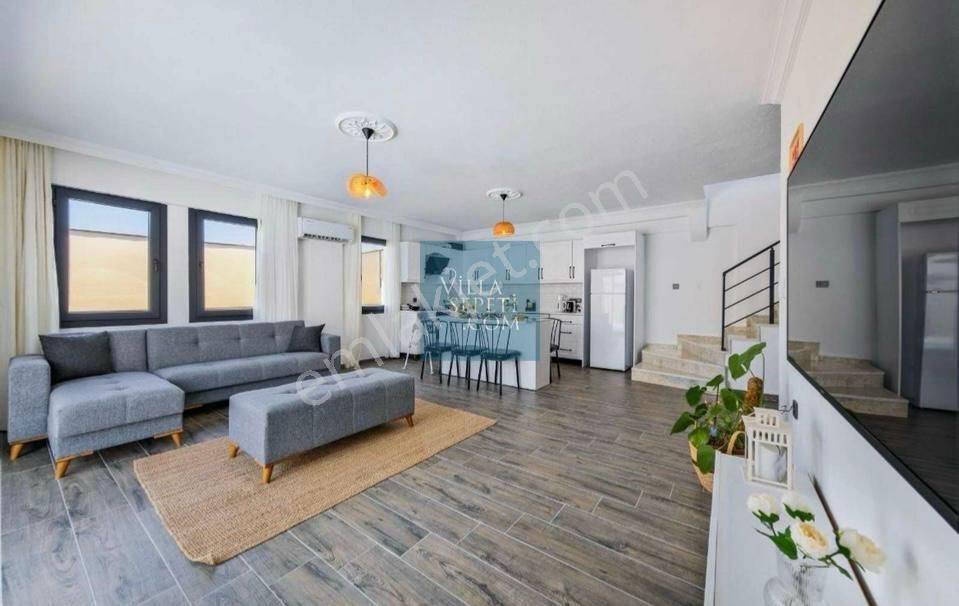 Karaçulhada Kiralık 3+1 Müstakil Havuzlu Villa - Görsel 13