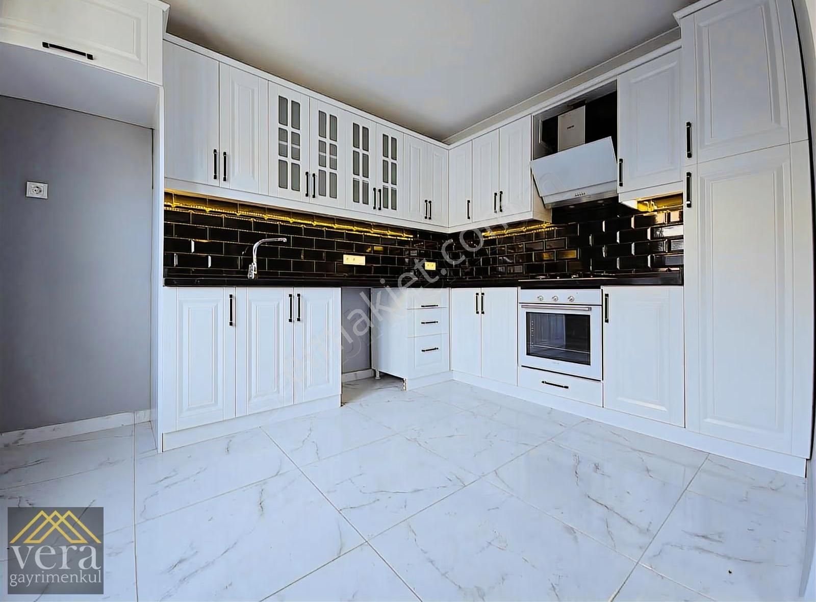 İskanlı Mantolamalı Caddeye Bir Bina Süperlüks Fırsat Dubleks - Görsel 20