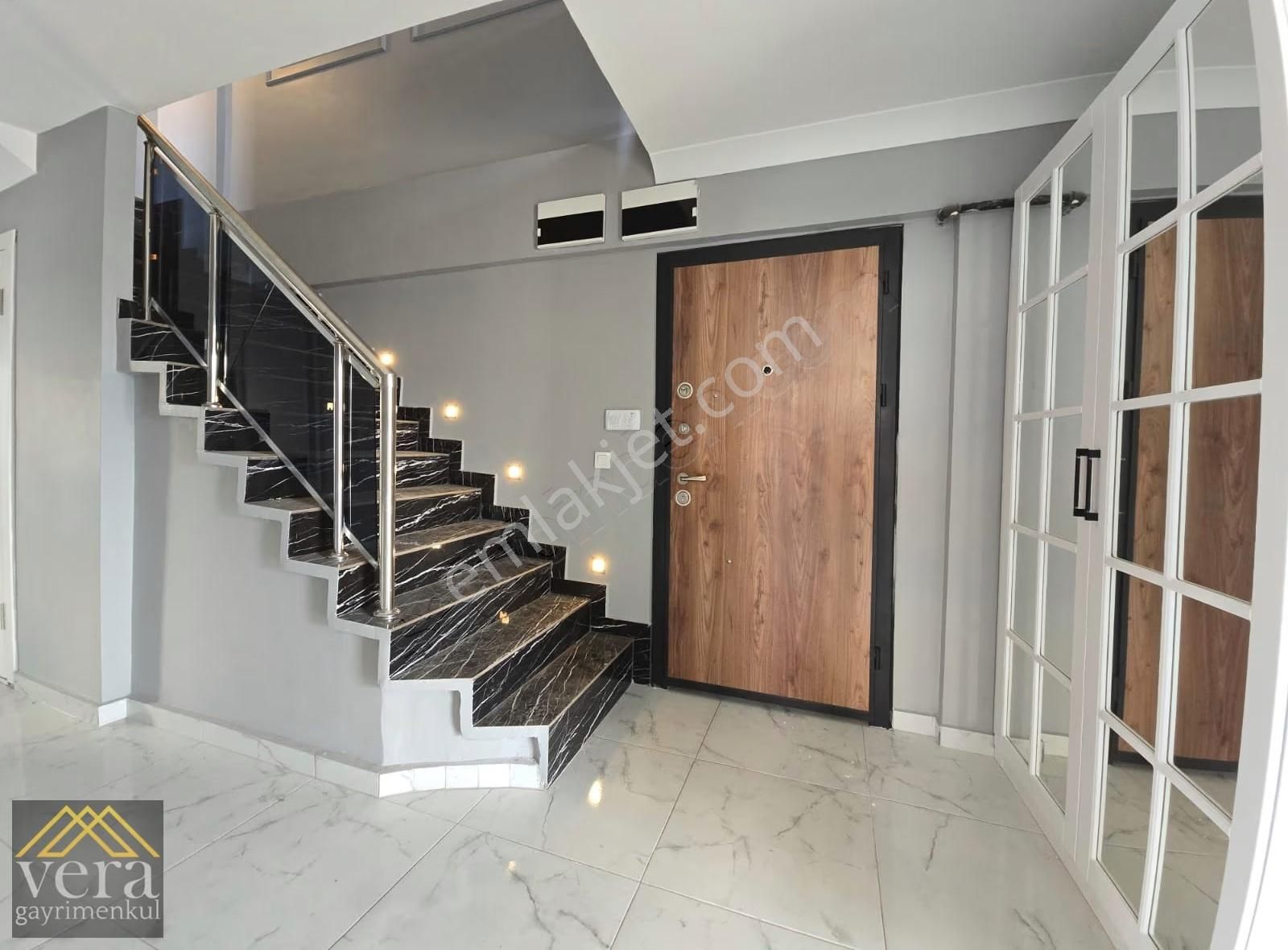 İskanlı Mantolamalı Caddeye Bir Bina Süperlüks Fırsat Dubleks - Görsel 32