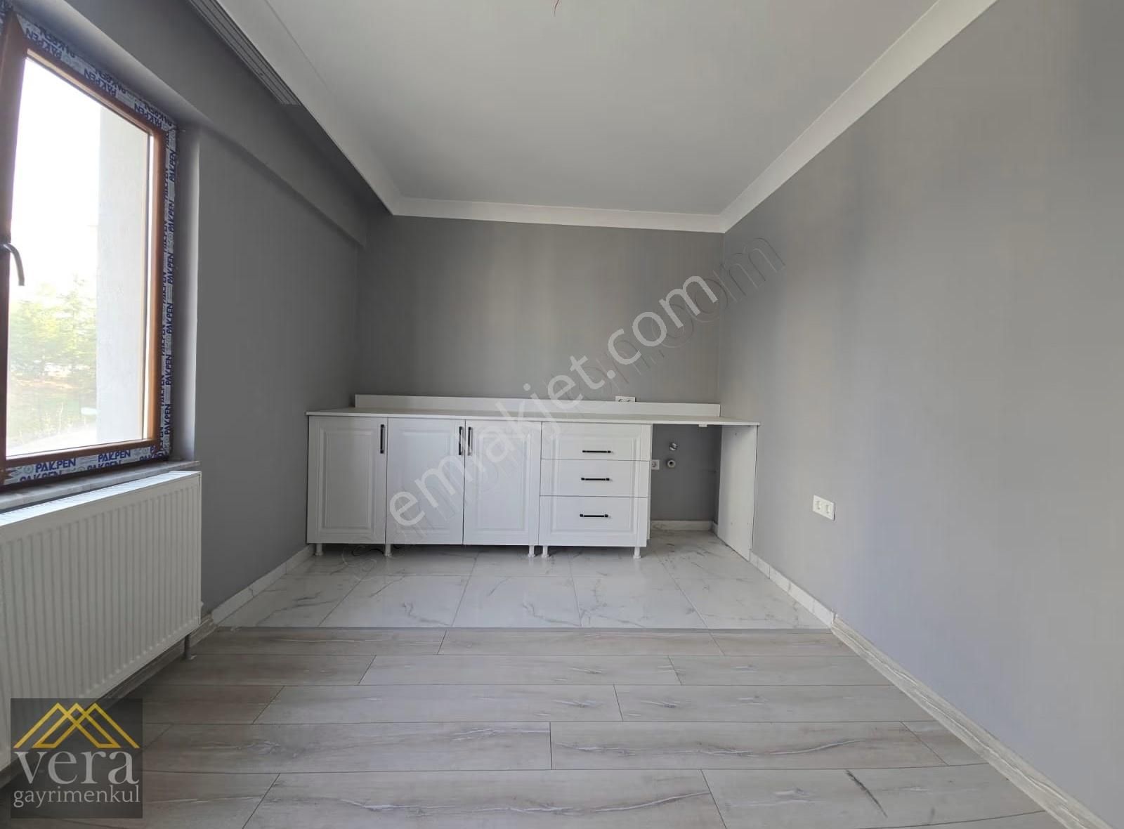 İskanlı Mantolamalı Caddeye Bir Bina Süperlüks Fırsat Dubleks - Görsel 12