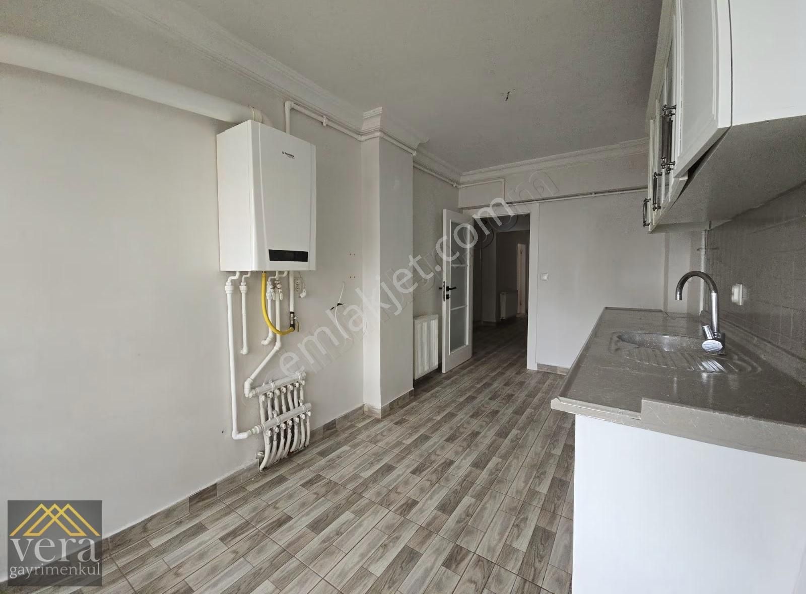 Şahintepede Caddeye 2. Bina Giriş Kat 3+1 Kiralık Kapalı Garaj - Görsel 27