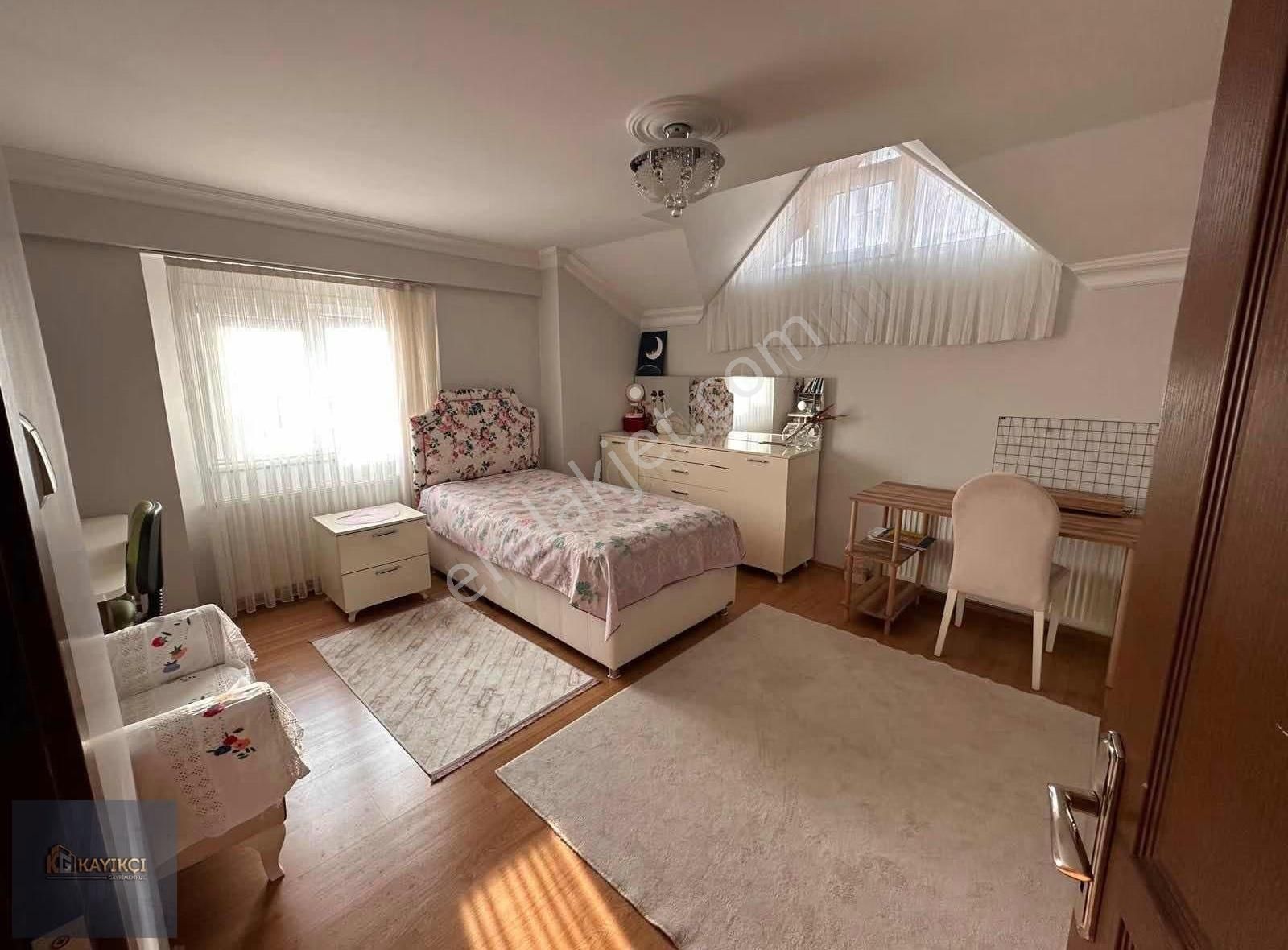 Gebze Osmanyılmaz 4+2/280 M2 Çatı Dubleks - Görsel 3