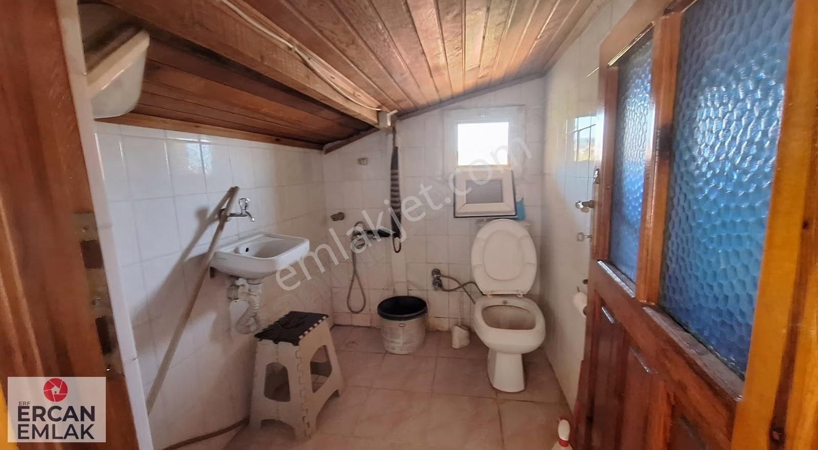 Özderede Geniş Bahceli Villa - Görsel 16