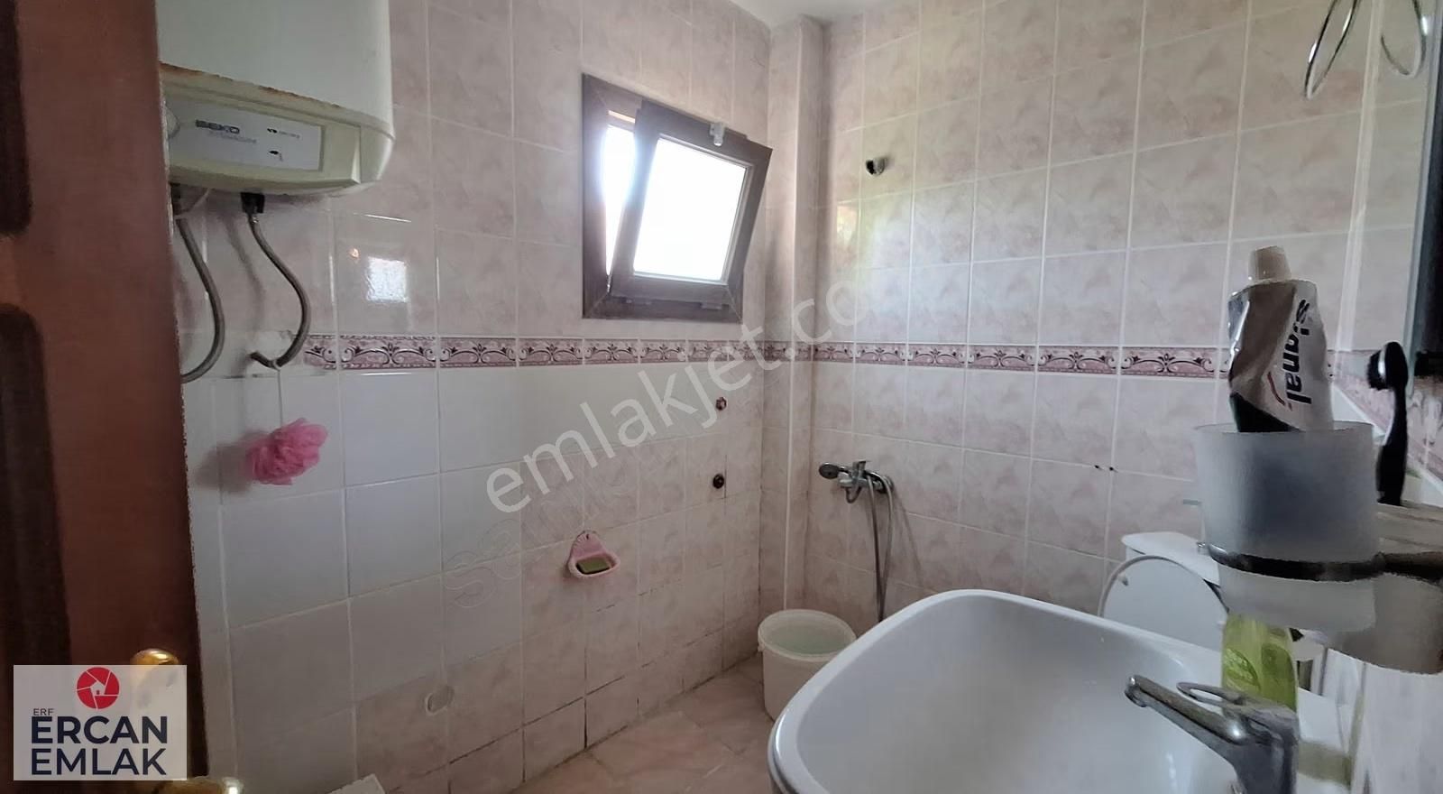 Özderede Geniş Bahceli Villa - Görsel 13