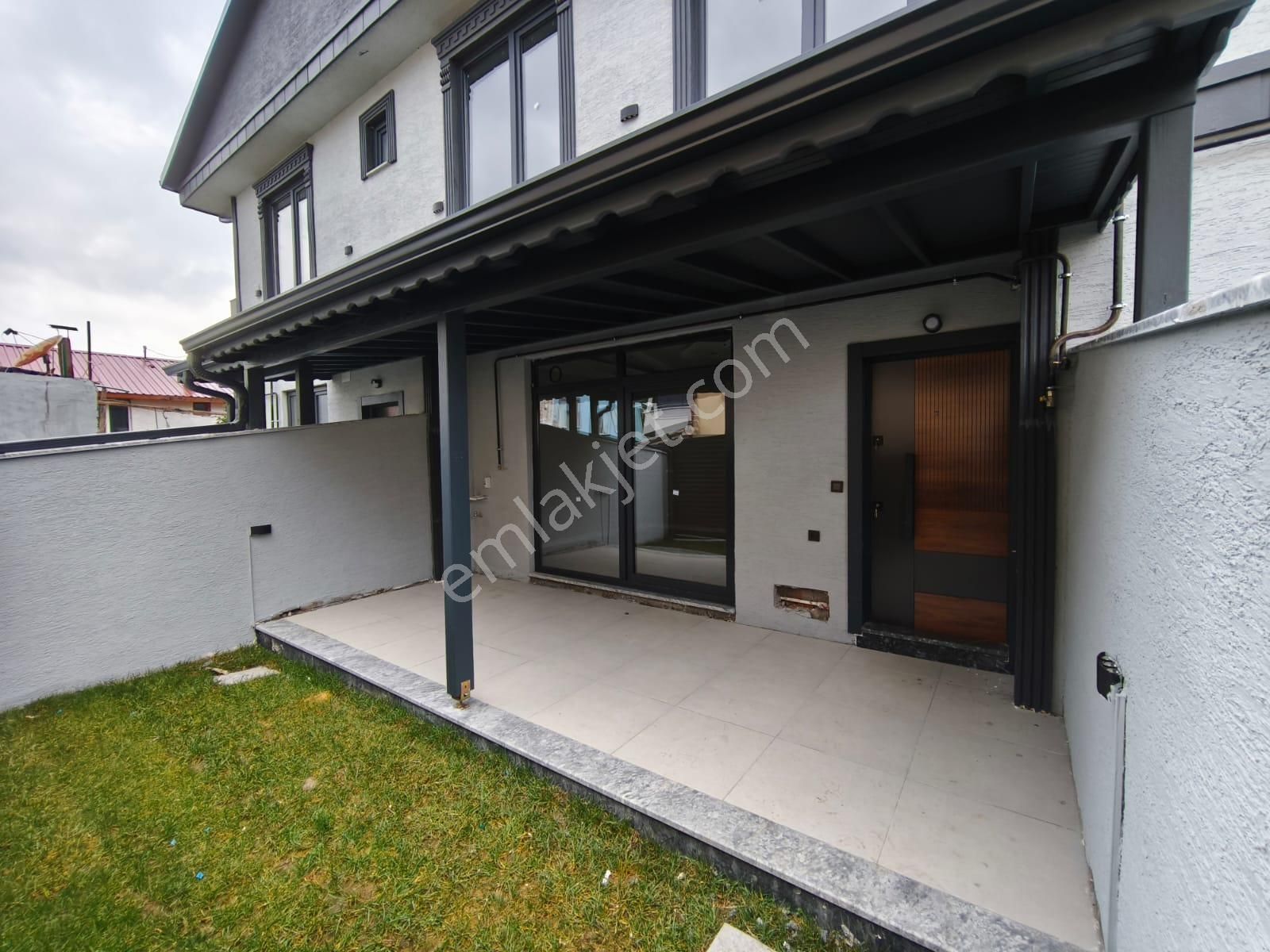 Kocaali'de Yatırıma Uygun 4+1 Yerden Isıtmalı Lüks Villa - Görsel 3