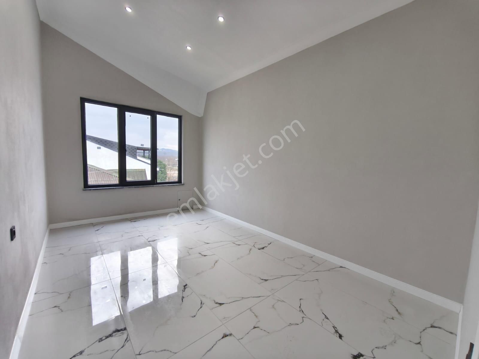 Kocaali'de Yatırıma Uygun 4+1 Yerden Isıtmalı Lüks Villa - Görsel 17