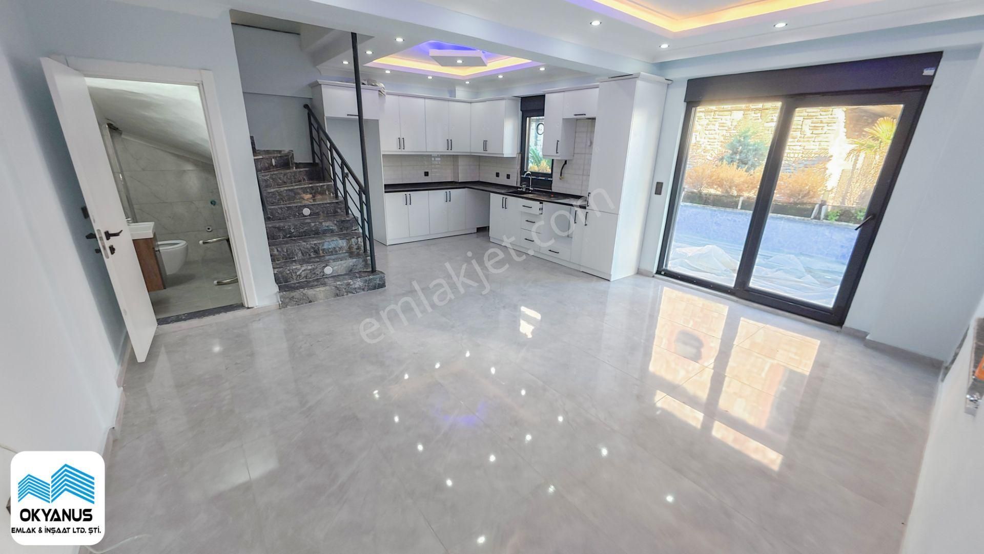 Sakarya Kocaali De Yalı Mah De Denize 2 Parsel Mesafede Şık Villa !! - Görsel 12