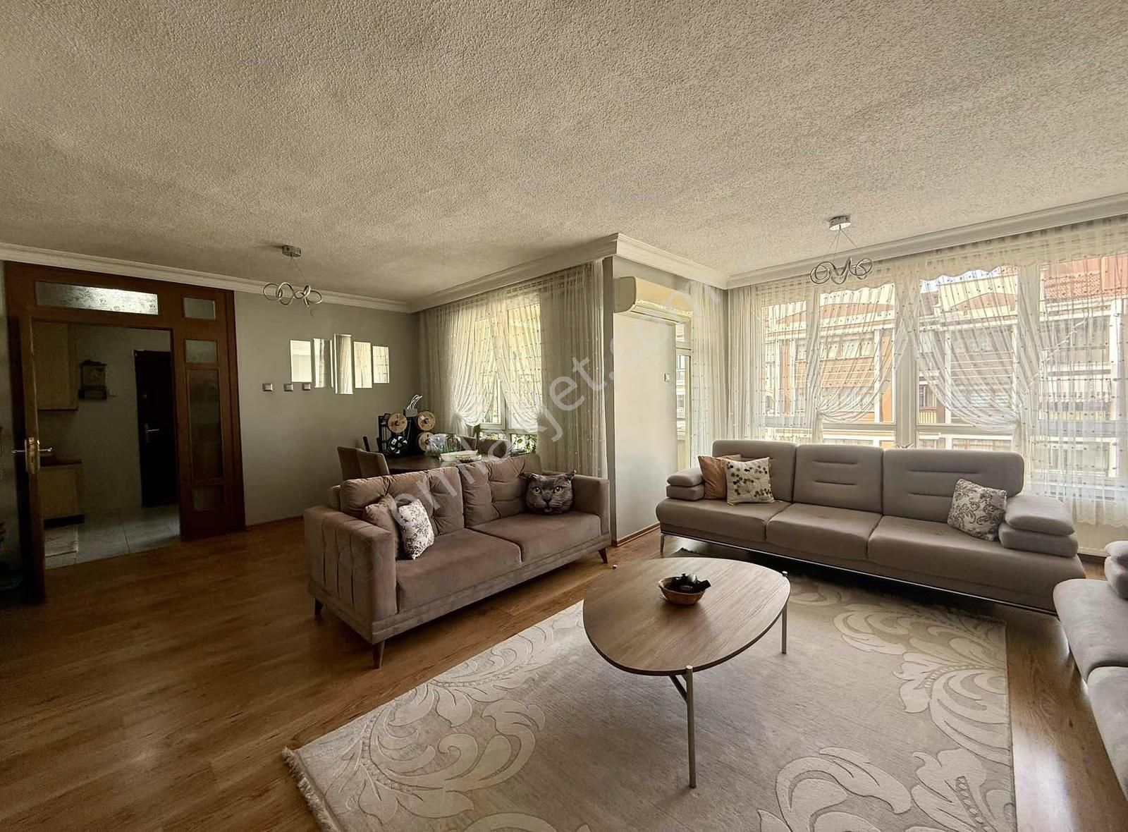 Pogadan Kullanışlı Ferah Merkezi Konumda 3+1 - Görsel 19