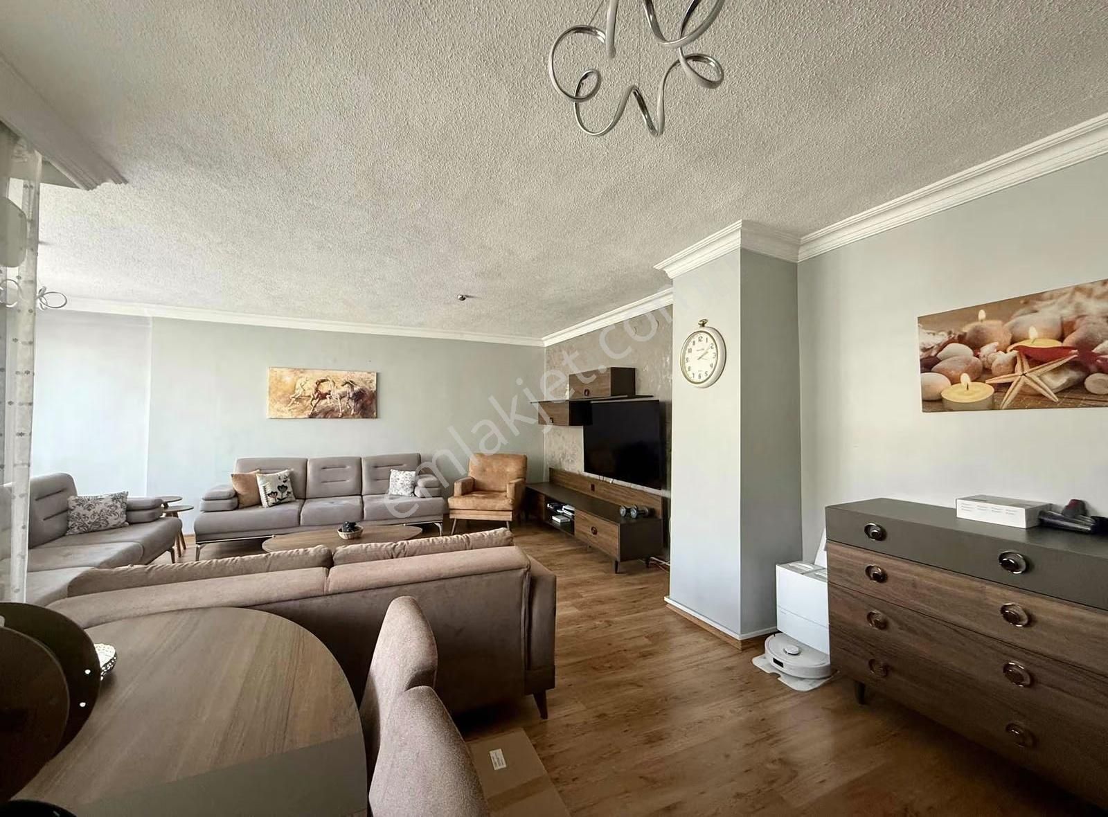 Pogadan Kullanışlı Ferah Merkezi Konumda 3+1 - Görsel 29