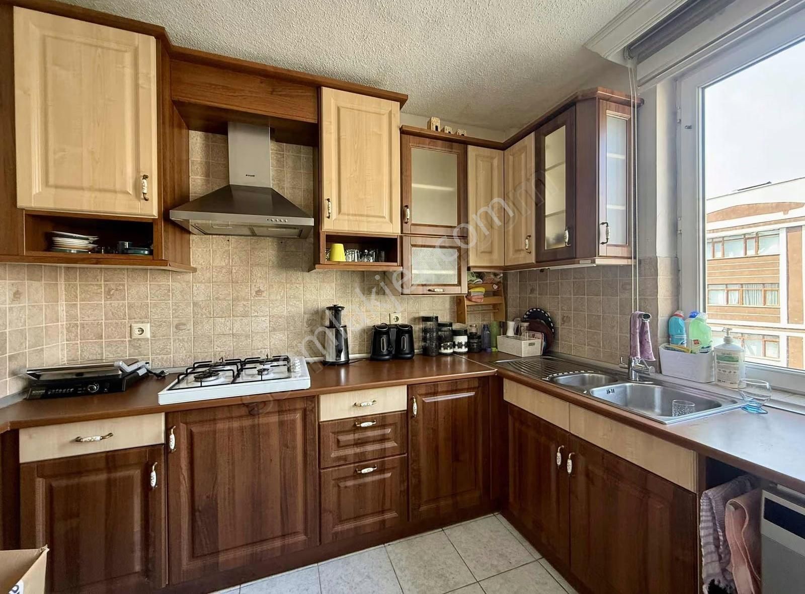 Pogadan Kullanışlı Ferah Merkezi Konumda 3+1 - Görsel 11