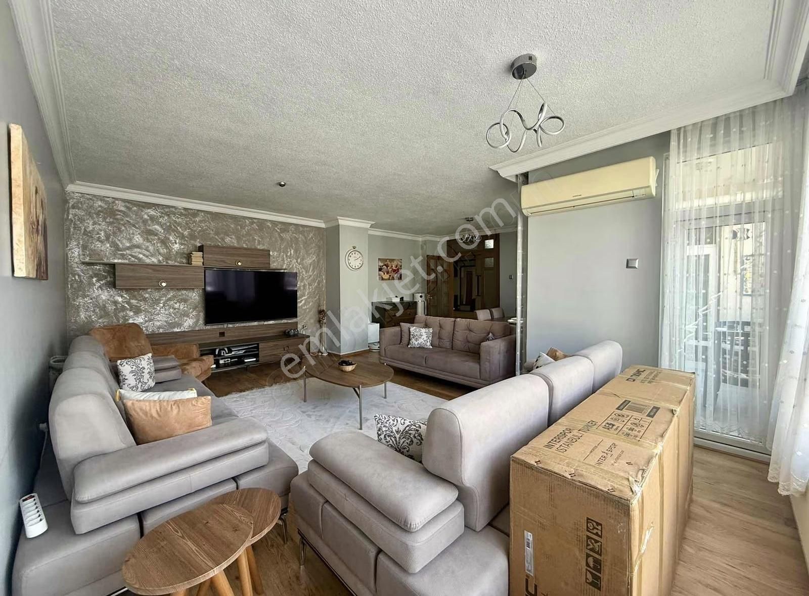 Pogadan Kullanışlı Ferah Merkezi Konumda 3+1 - Görsel 17