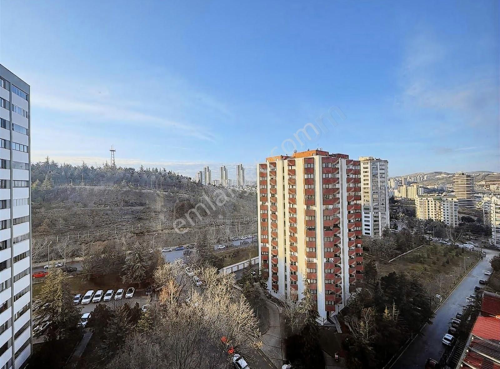 Pogadan Çınar Sitesinde 3+1 Bakımlı Daire - Görsel 12