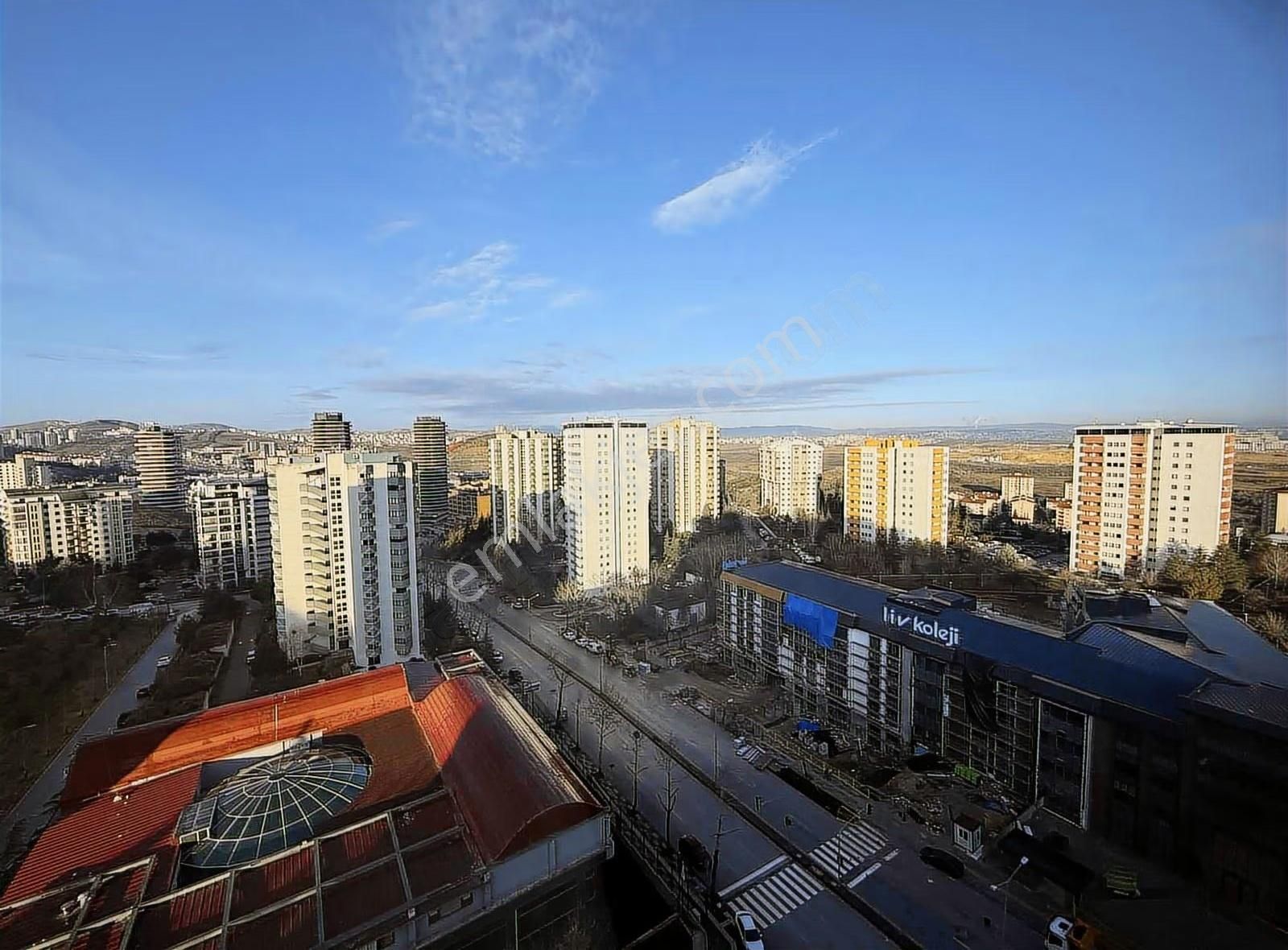 Pogadan Çınar Sitesinde 3+1 Bakımlı Daire - Görsel 18