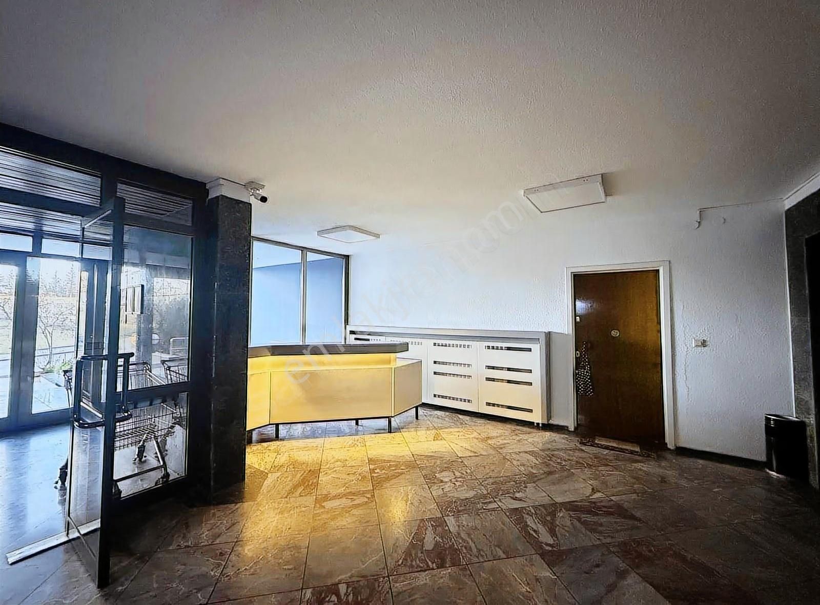 Pogadan Çınar Sitesinde 3+1 Bakımlı Daire - Görsel 3