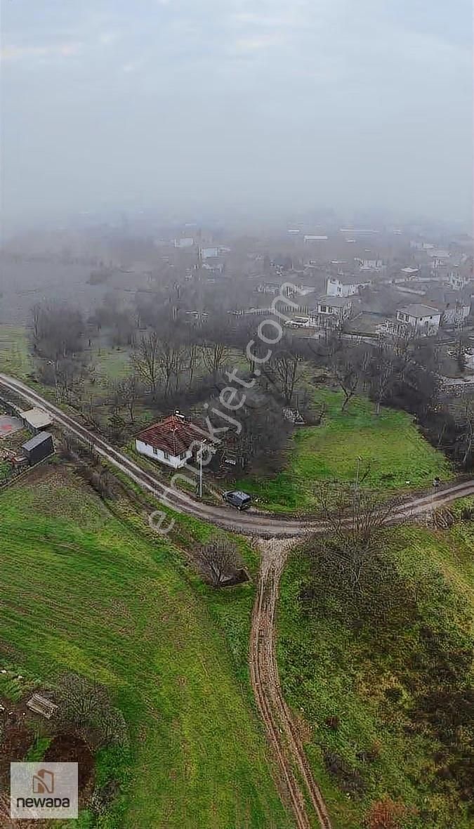 Sakarya Pamukova Gökgöz'de Köy Merkezinde 1240m2 Tarla - Görsel 3