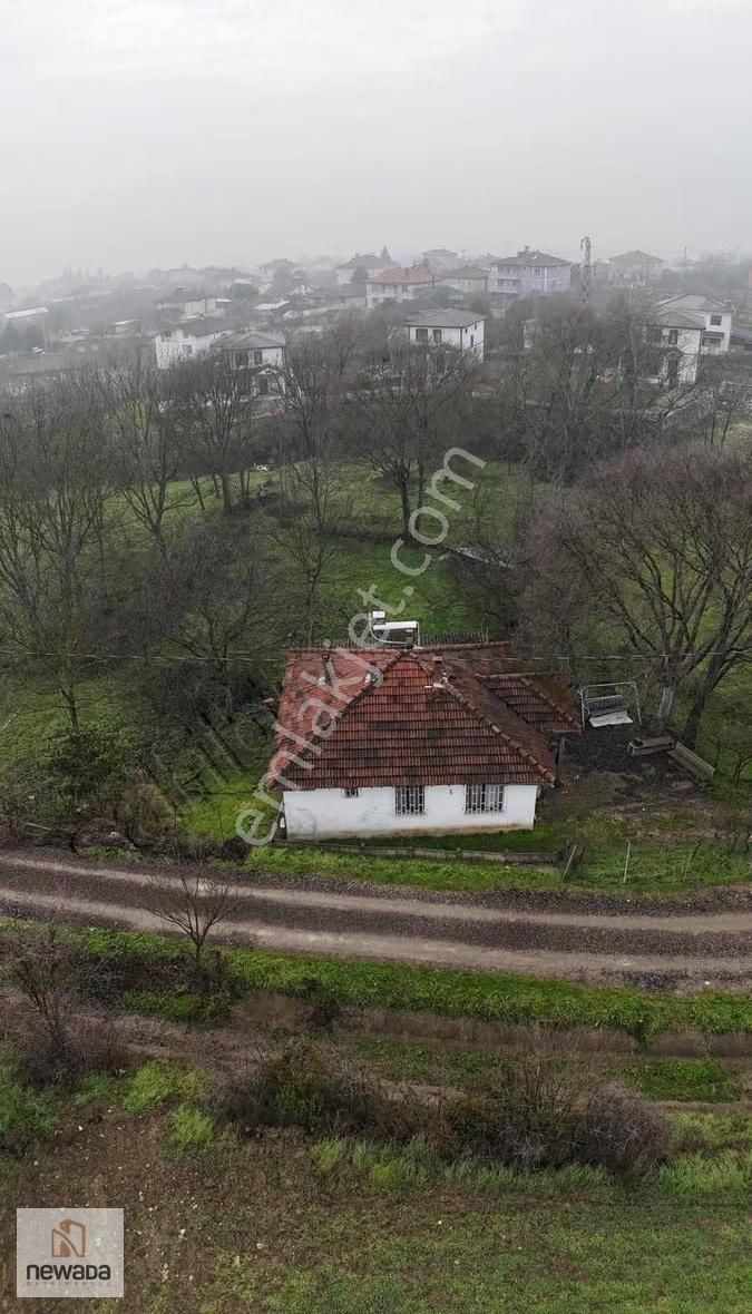 Sakarya Pamukova Gökgöz'de Köy Merkezinde 1240m2 Tarla - Görsel 4