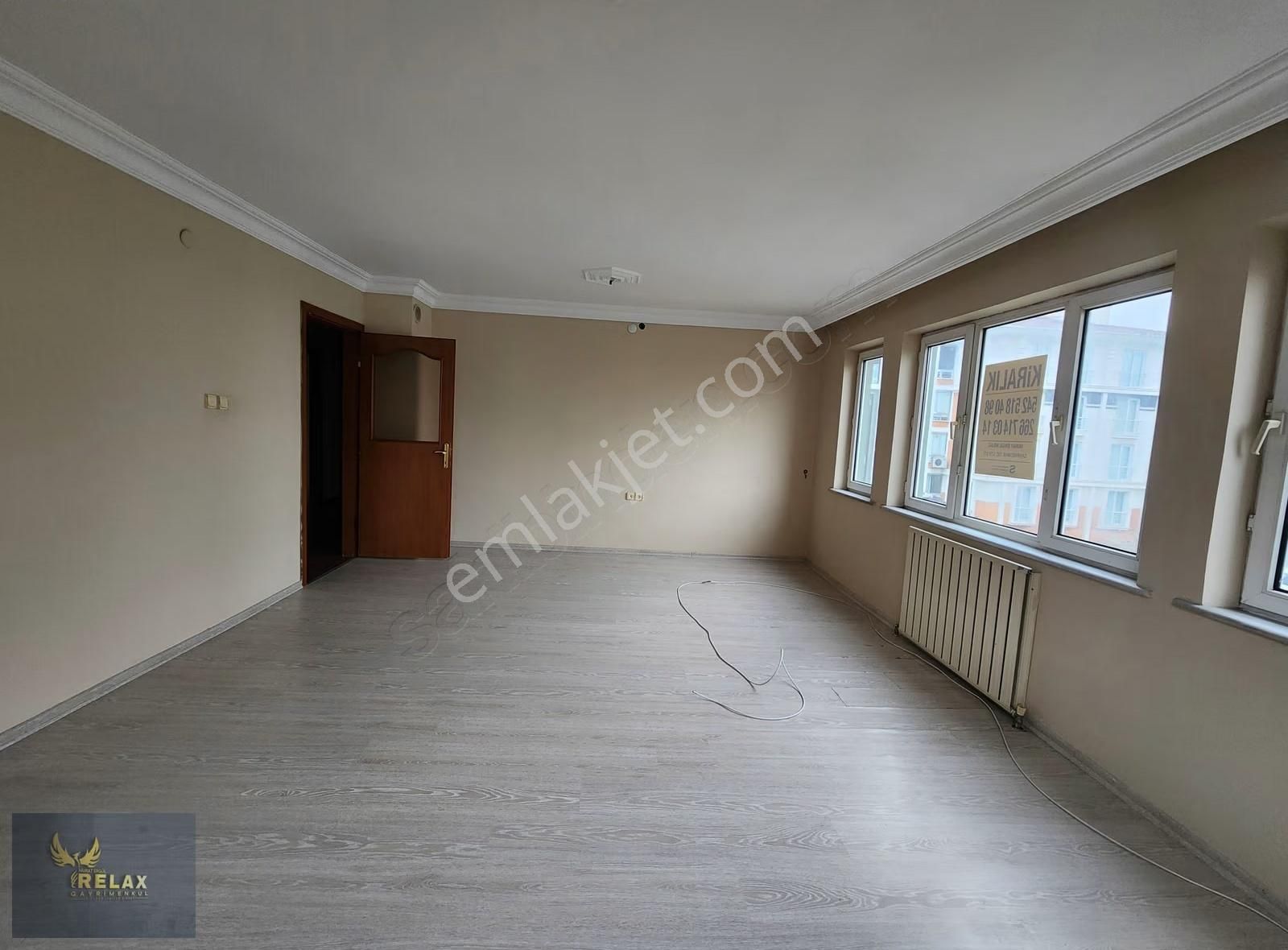 İhsaniye Mah Site İçerisinde 3+1 Balkonlu Arakat Daire - Görsel 19