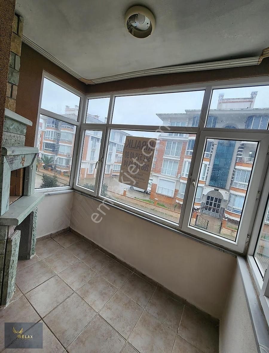 İhsaniye Mah Site İçerisinde 3+1 Balkonlu Arakat Daire - Görsel 9