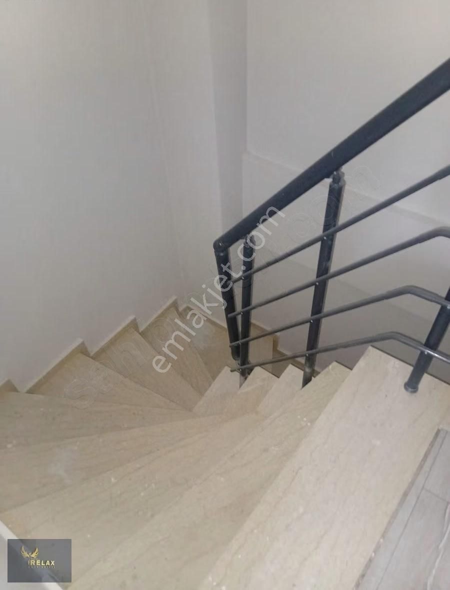 Yeni Mahallede 1+1 Teraslı Dubleks Daire - Görsel 13