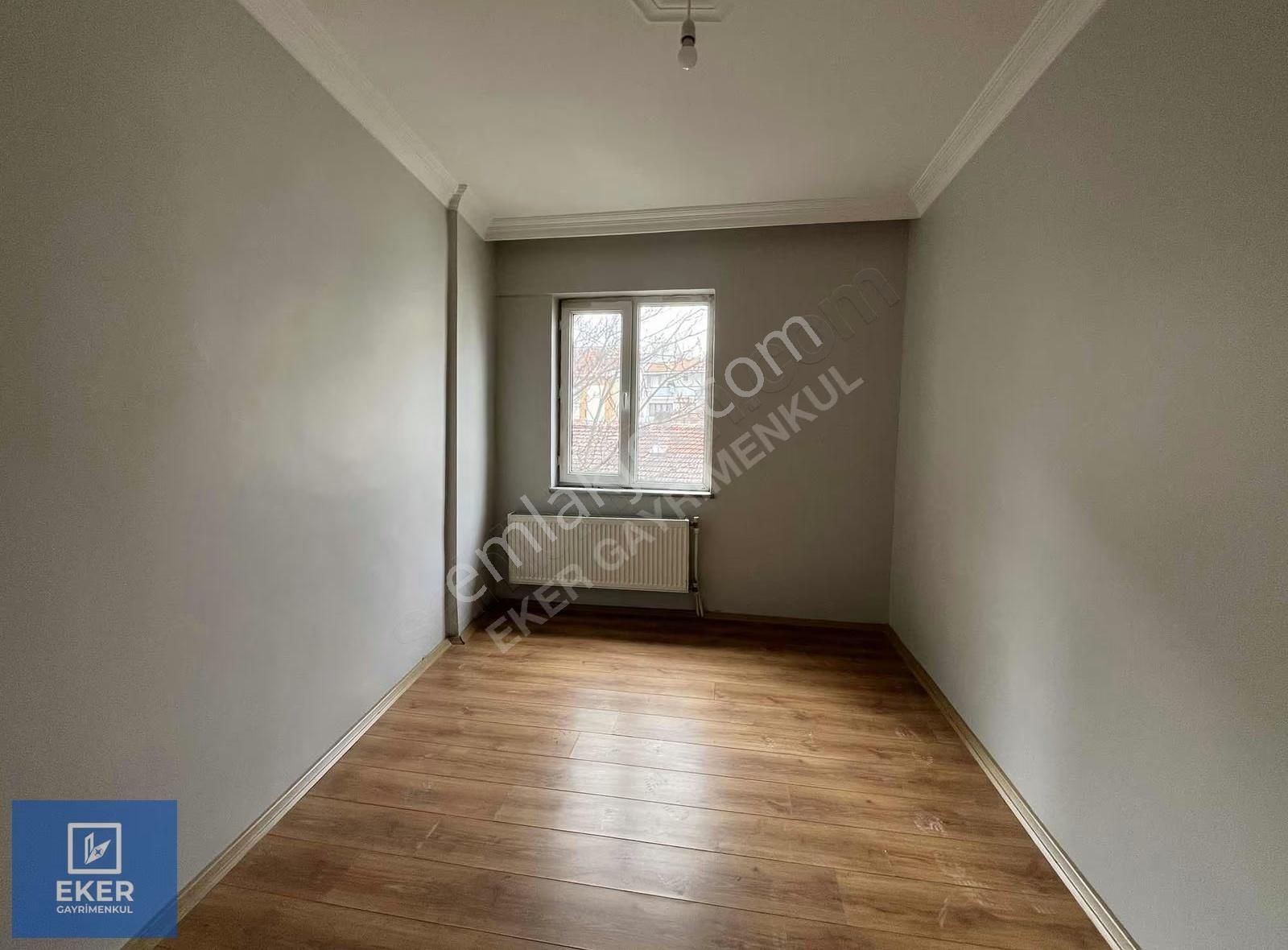 Eker'den Hat Boyunda Çarşıya Çok Yakın 3+1 Kiralık Daire - Görsel 15