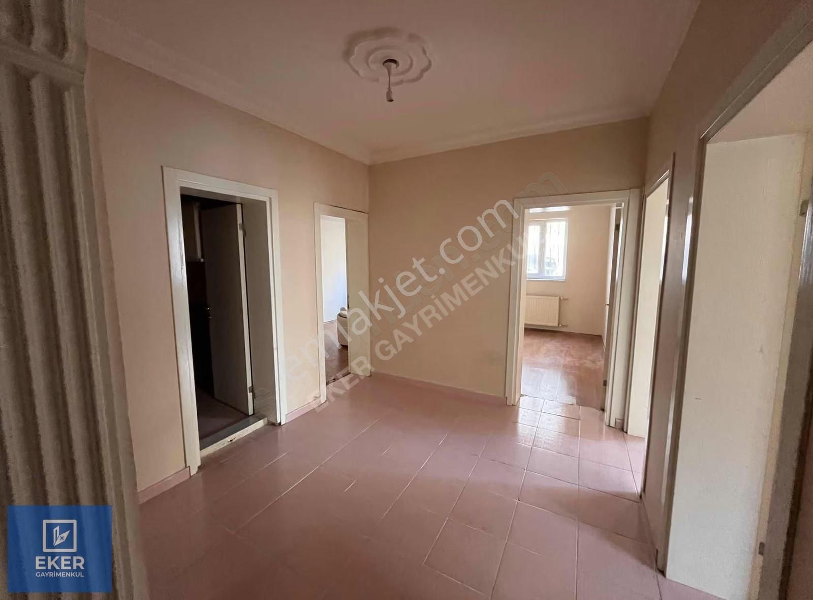 Eker'den Depozitosuz Dilek Cad. Yakını 3+1 Kiralık Daire - Görsel 2