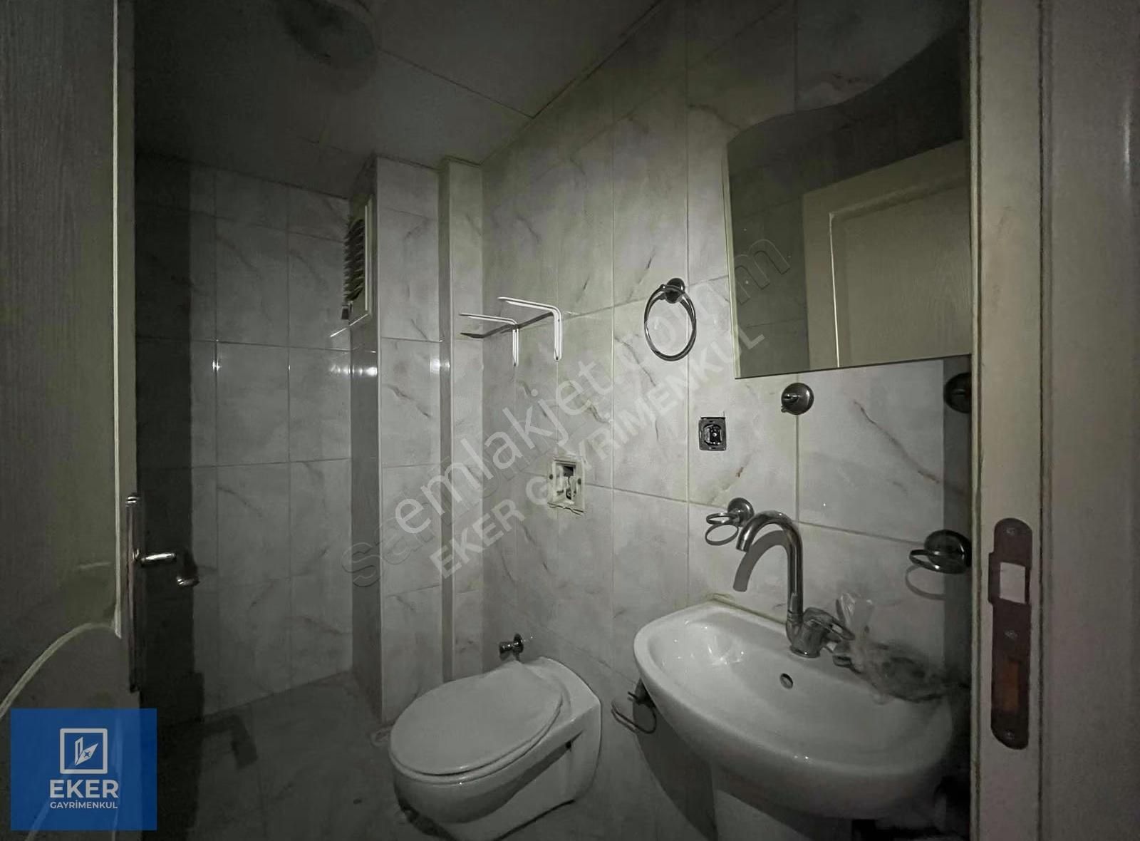 Üniversite Cad. Esparka 2 Dakika Yürüme Mesafesi Kiralık Eşyalı - Görsel 4