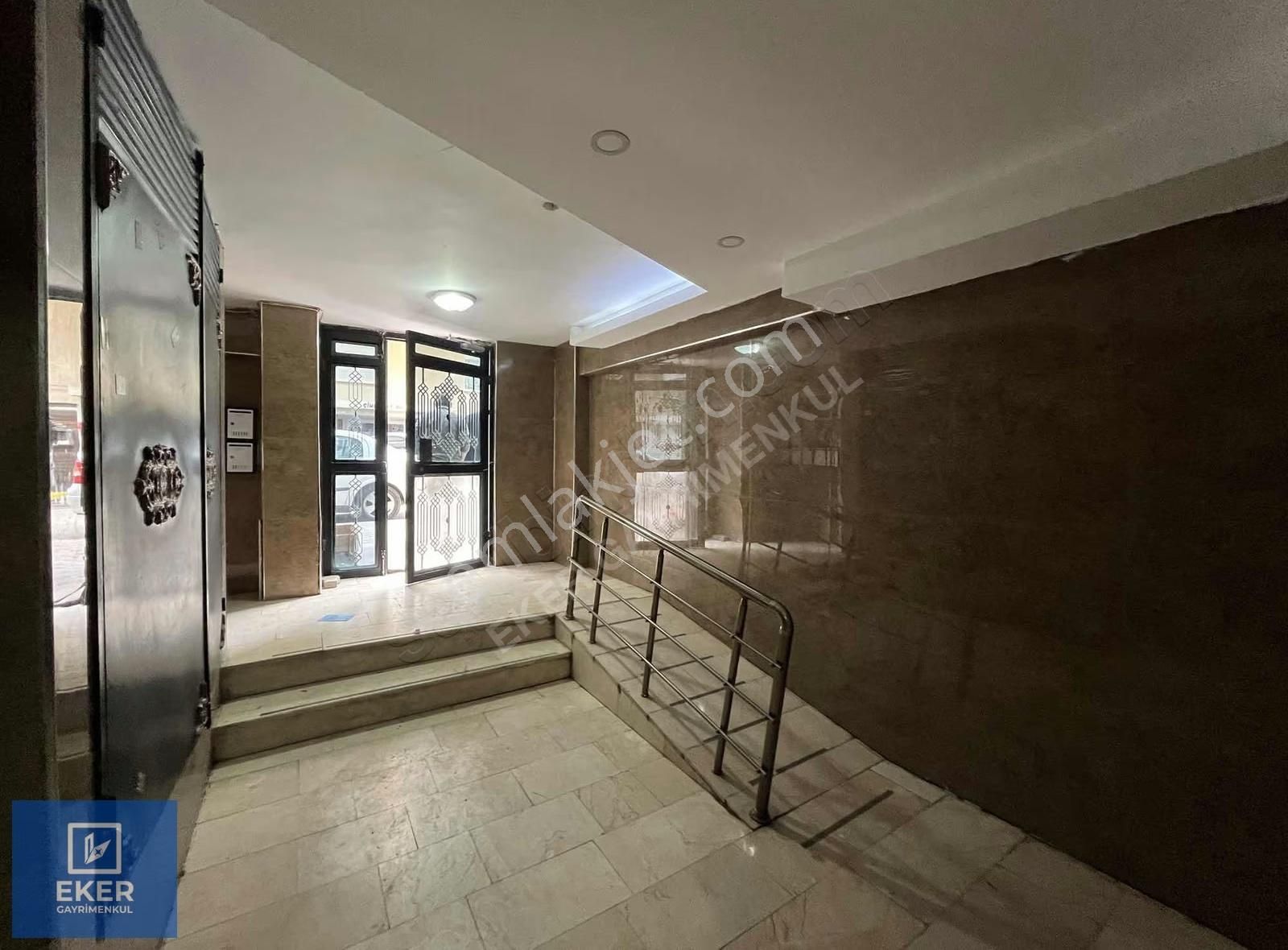 Üniversite Cad. Esparka 2 Dakika Yürüme Mesafesi Kiralık Eşyalı - Görsel 9