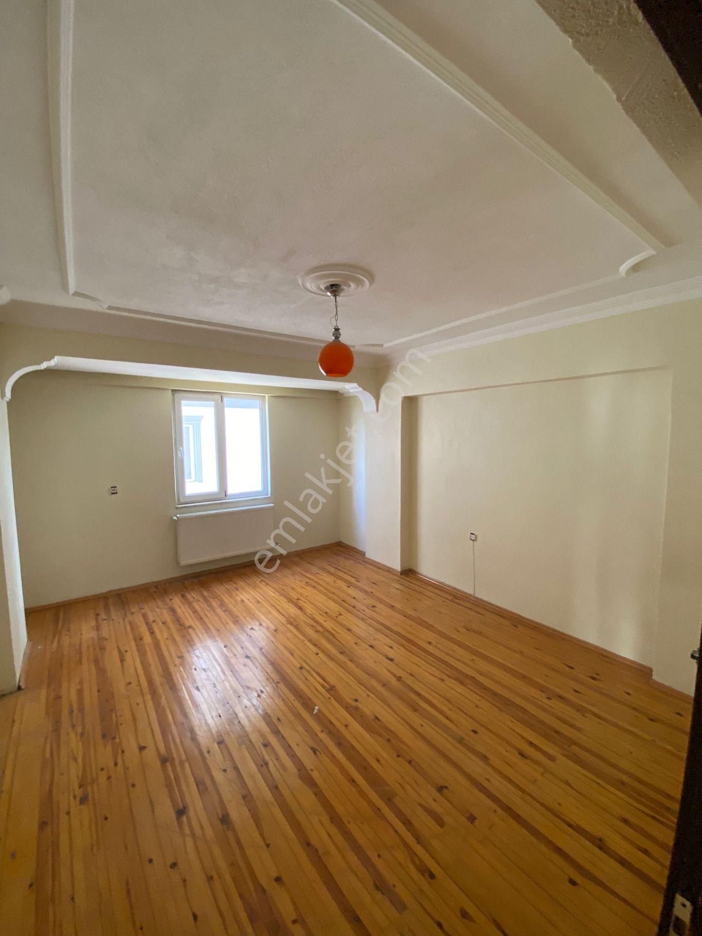 Karahasanlı Mahallesi’nde 200 M² Geniş 3+1 Satılık Daire - Görsel 4