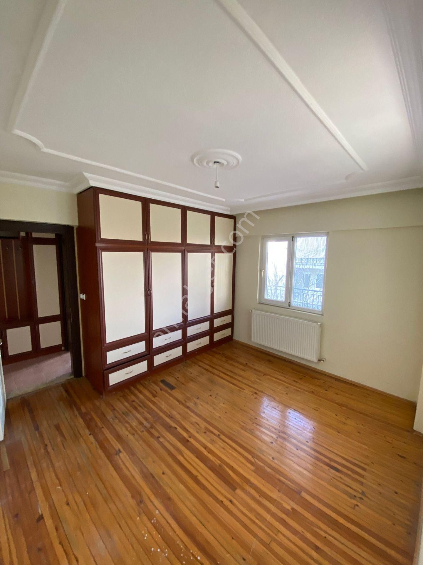 Karahasanlı Mahallesi’nde 200 M² Geniş 3+1 Satılık Daire - Görsel 3