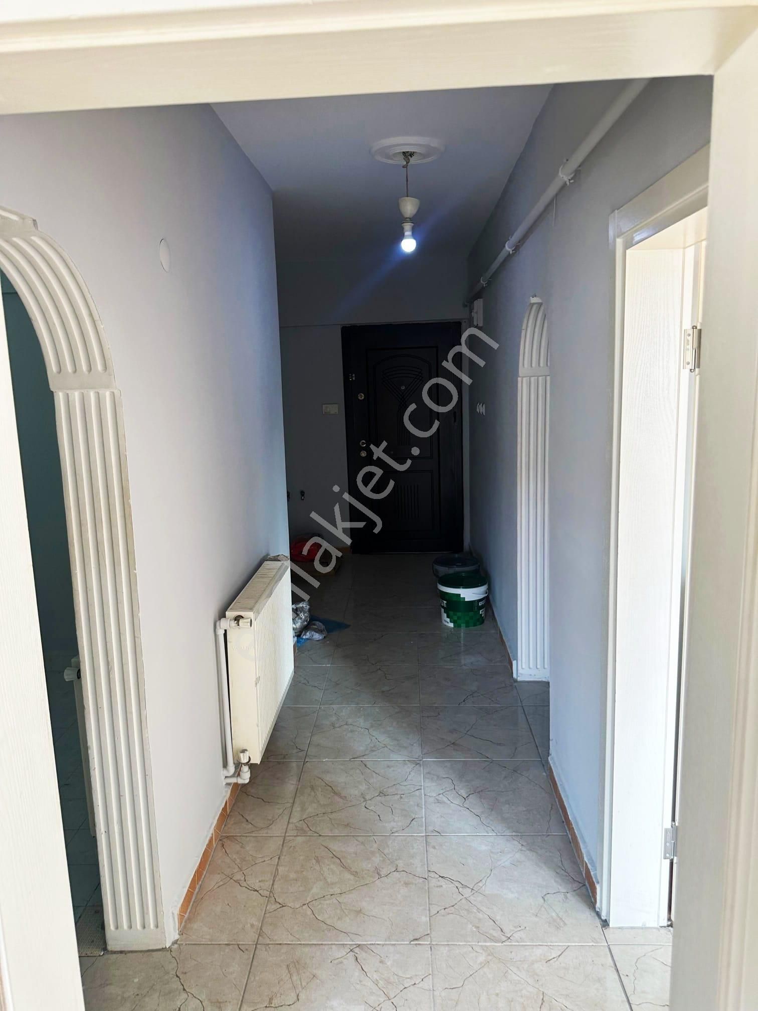 Bursa İnegöl Kemalpaşa Mah 105m2 4.kat 33yıl Kat Sayısı 5 Boş K.mülkiyeti K.uygun Satılık Daire