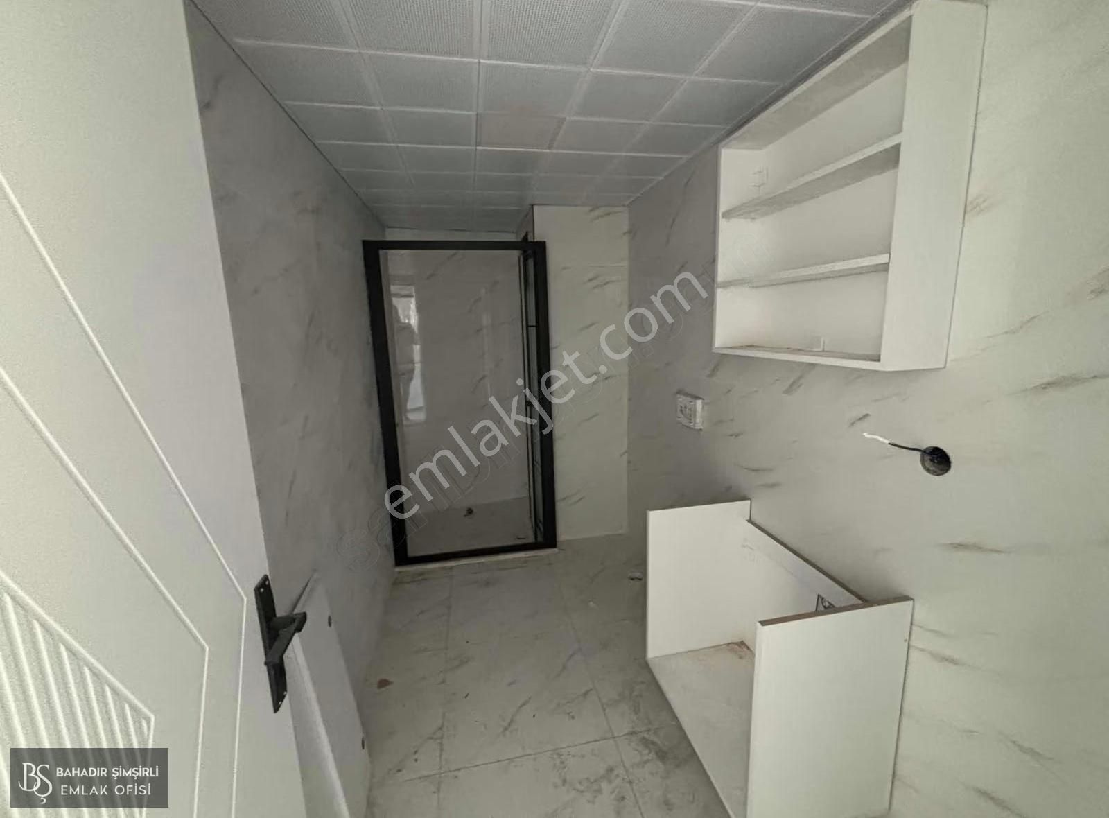 Bahadır Şimşirli'den Atatürk Mahallesinde Satılık 2+1 Daire - Görsel 4