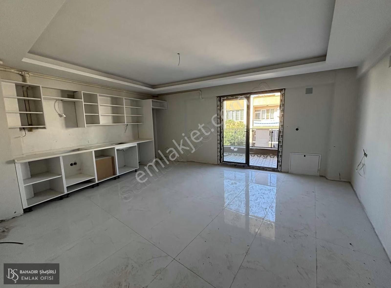 Bahadır Şimşirli'den Atatürk Mahallesinde Satılık 2+1 Daire