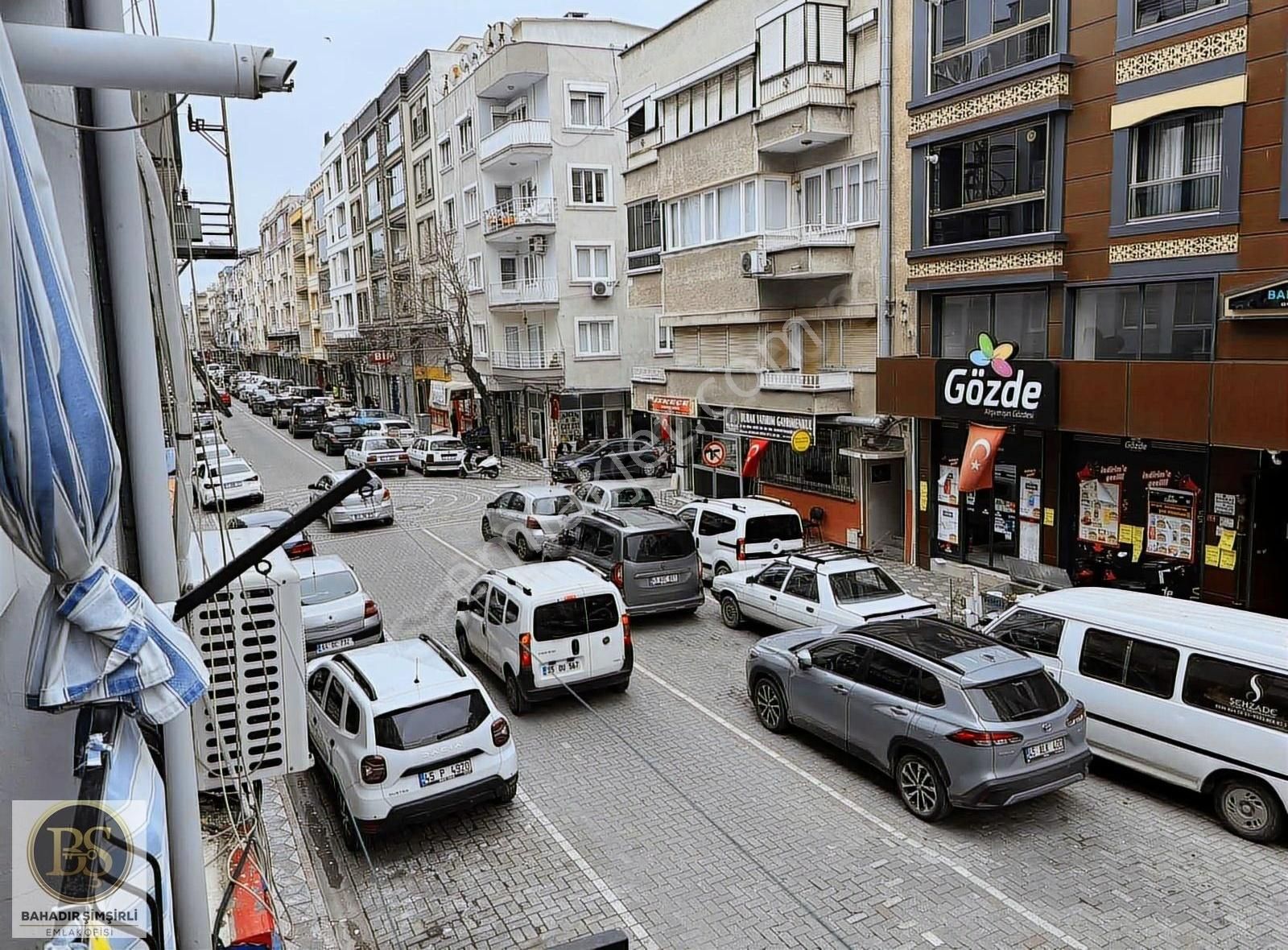 Bahadır Şimşirli'den Ragıpbey Mah.16 Sokakta Satılık 3+1 Daire - Görsel 8